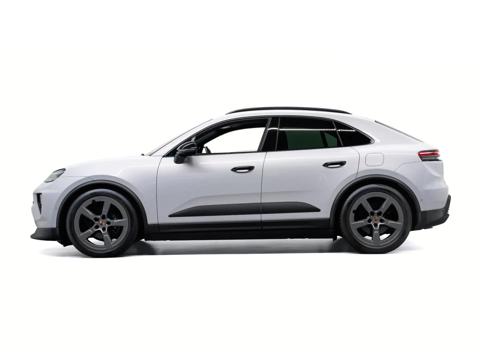 Macan 4