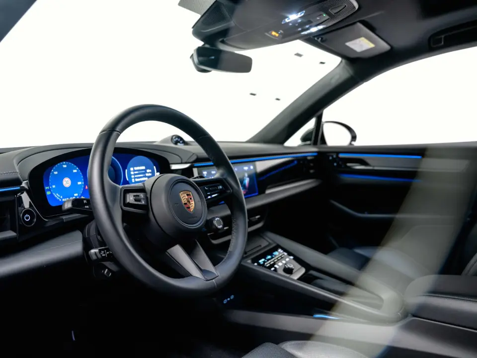 Macan 4