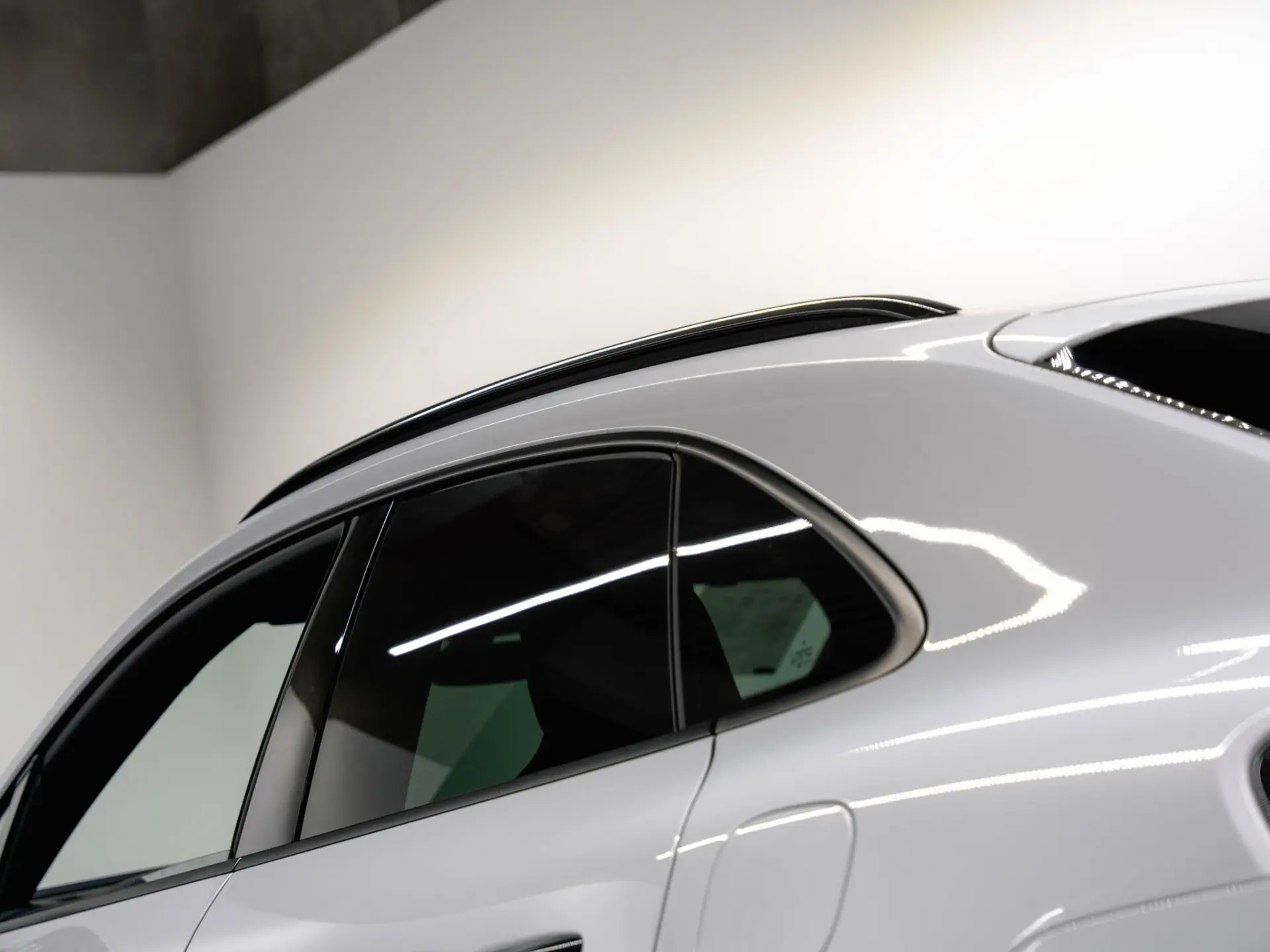 Macan 4