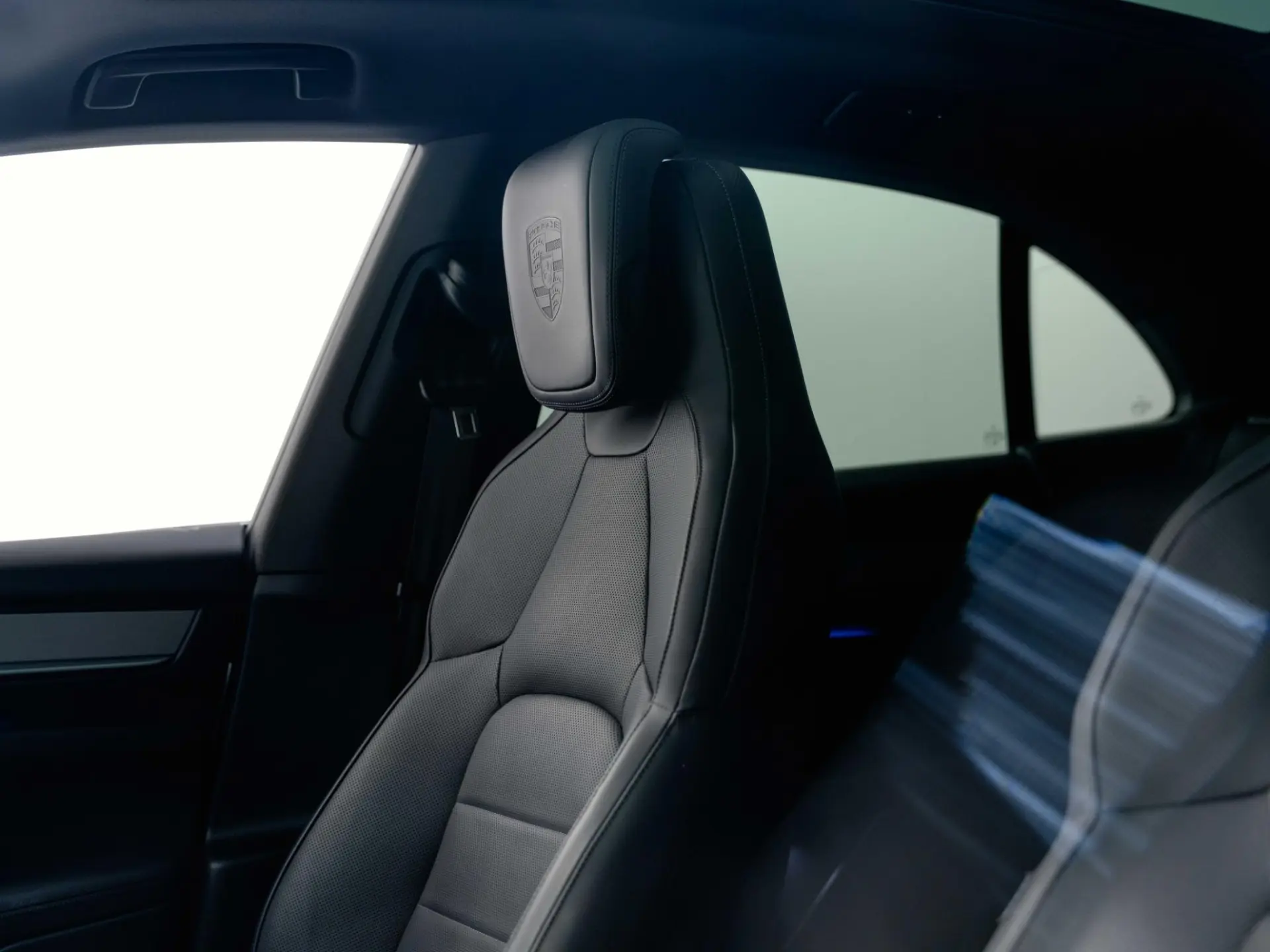 Macan 4