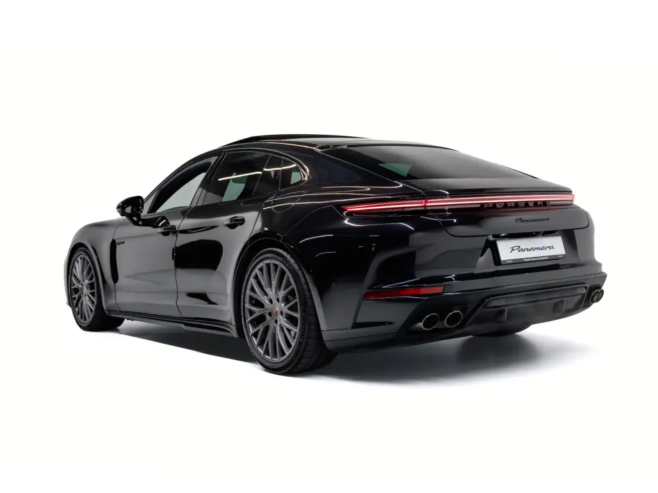 Porsche Panamera 4 E-Hybrid