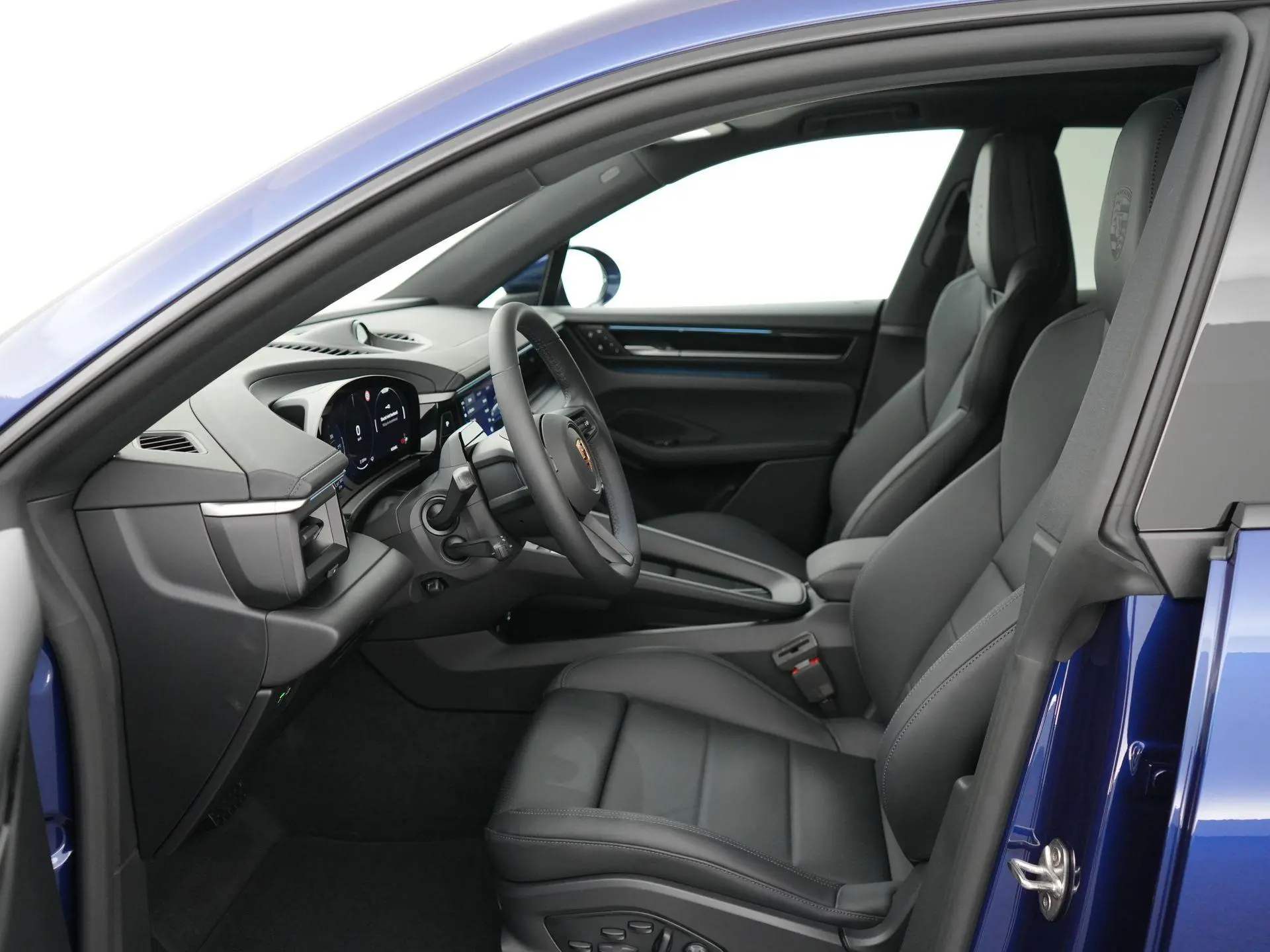 Macan 4 100 kWh