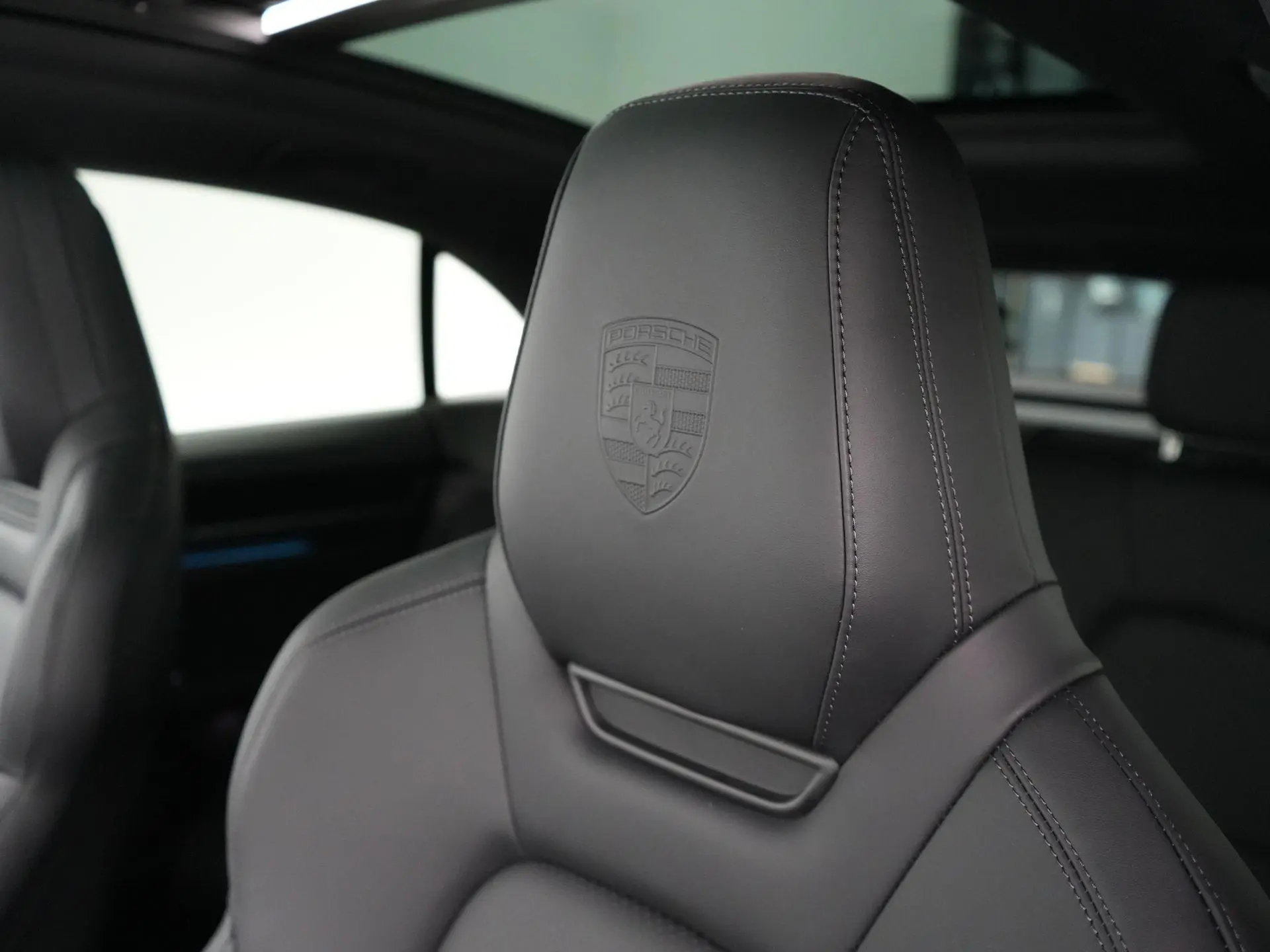 Macan 4 100 kWh