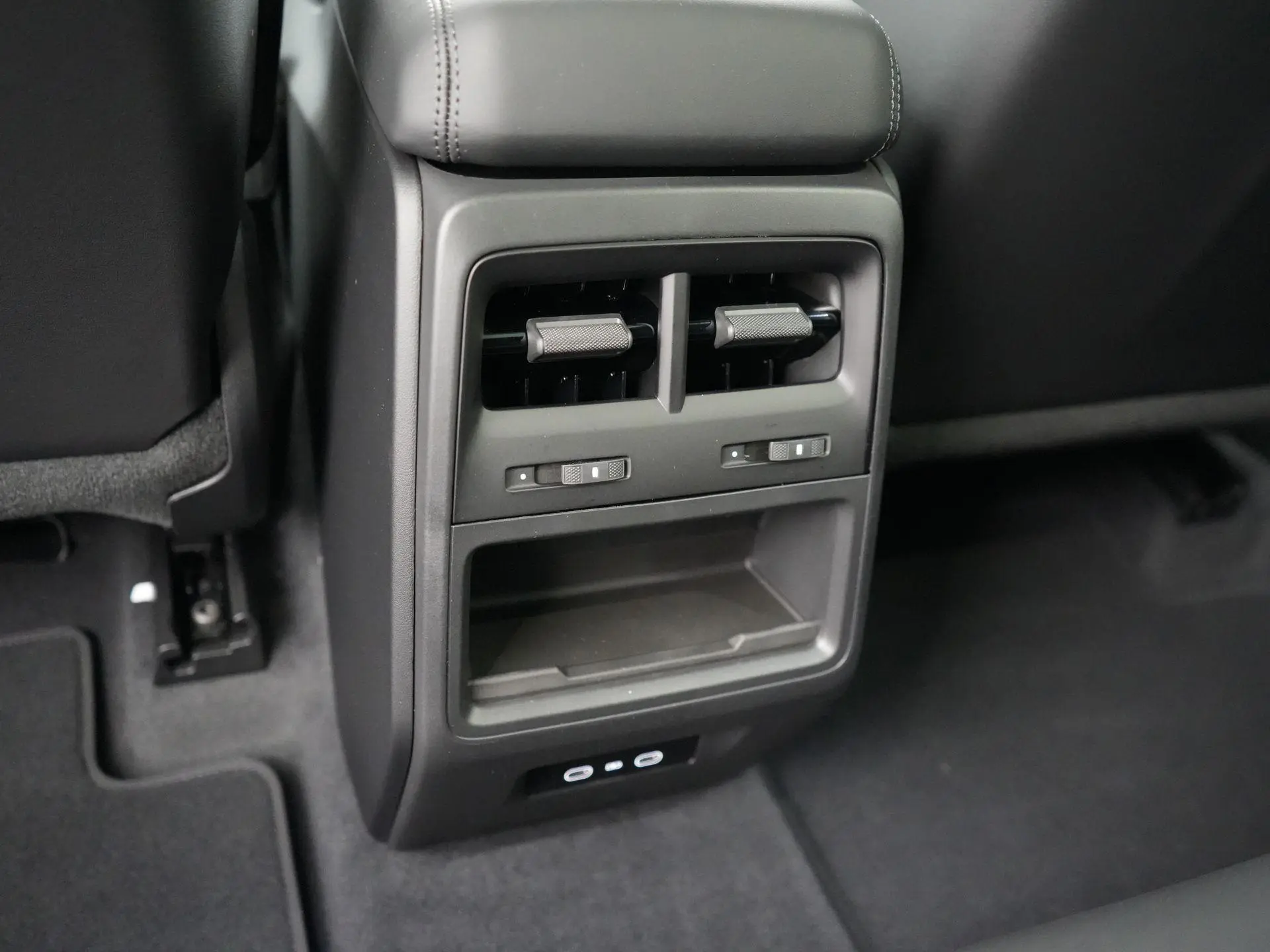 Macan 4 100 kWh