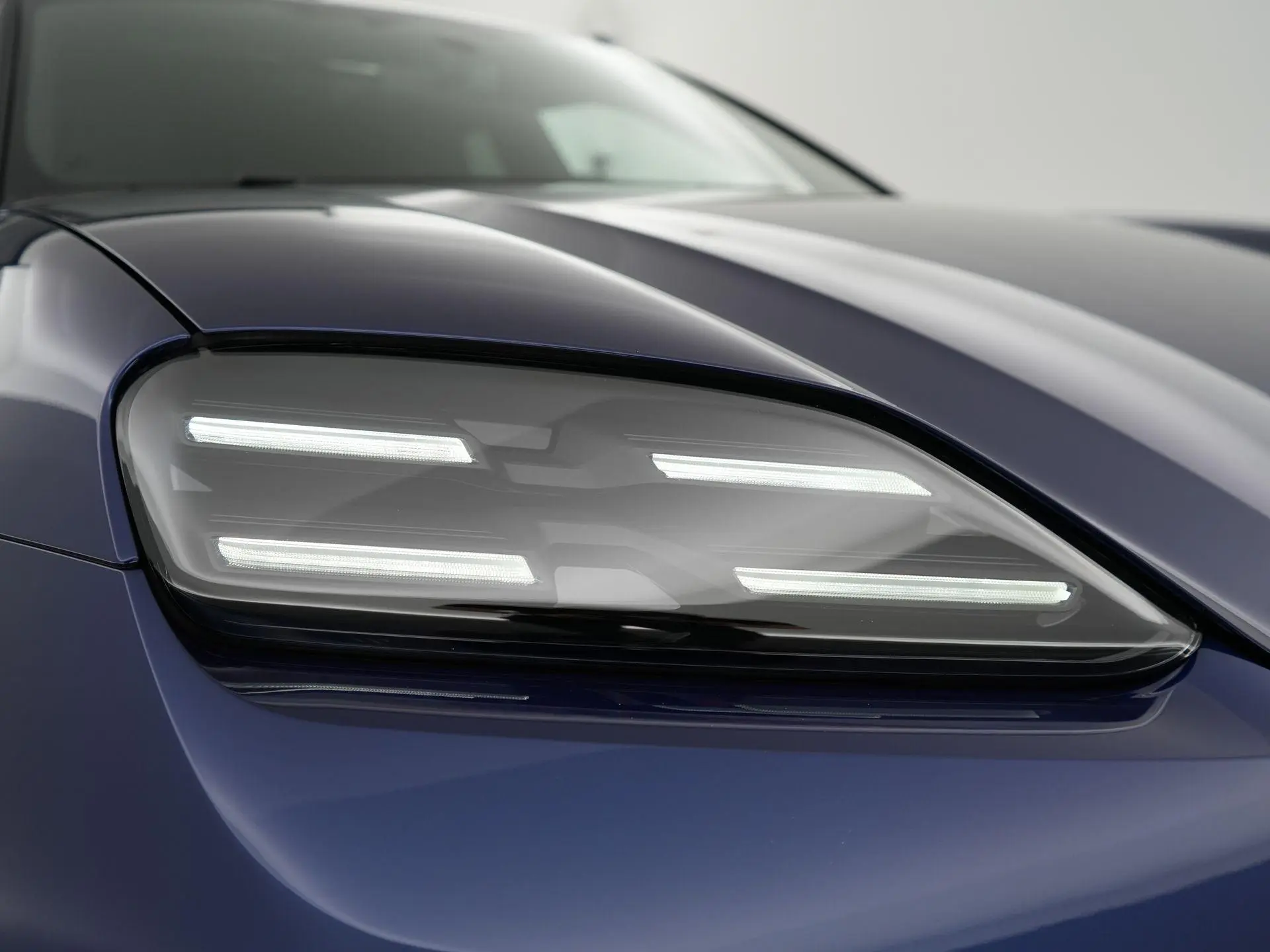 Macan 4 100 kWh