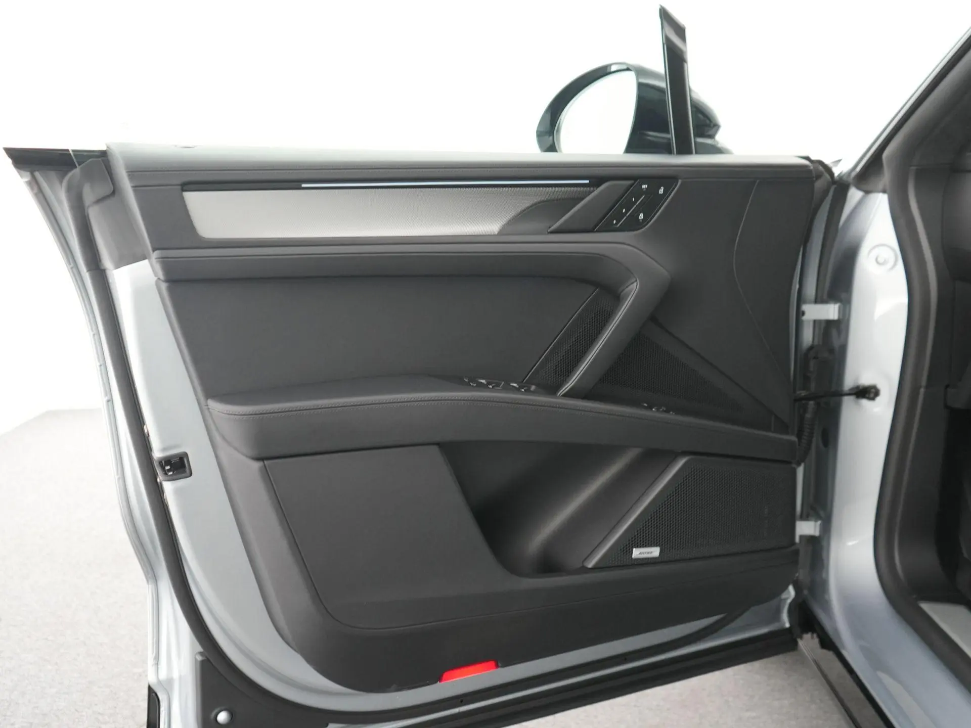 Cayenne Electric 113 kWh