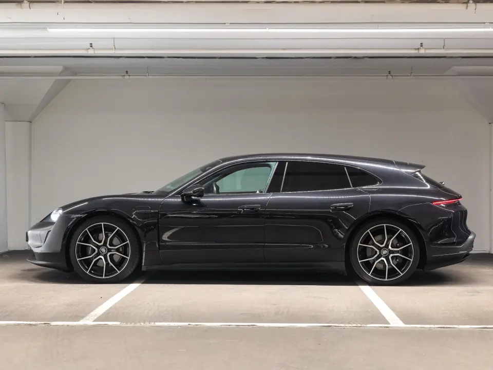 Porsche Taycan Sport Turismo 79 kWh