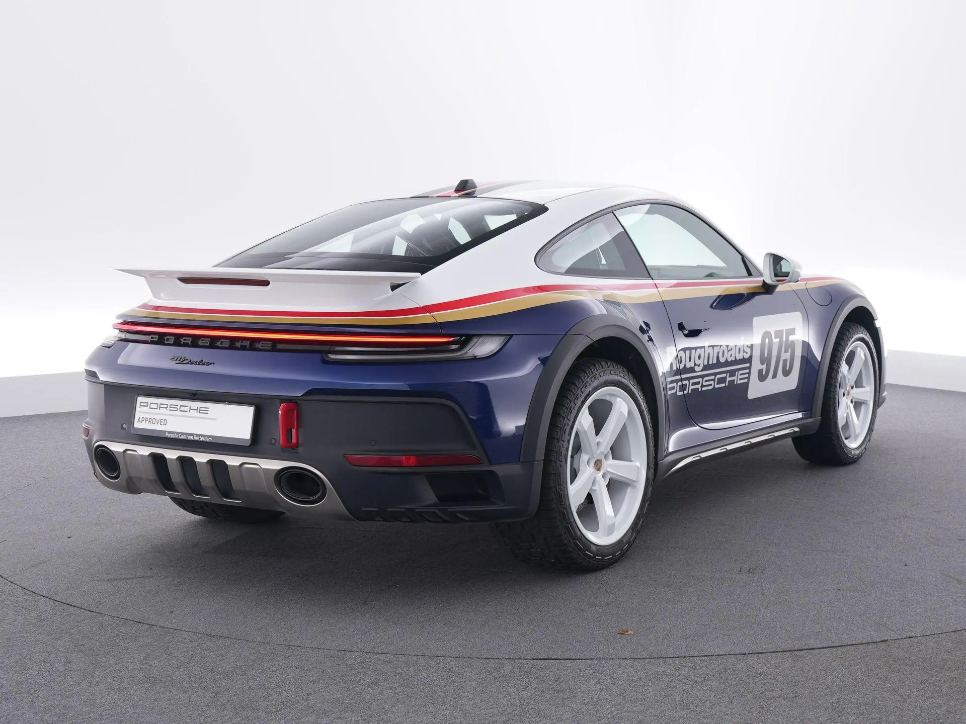 911 Dakar