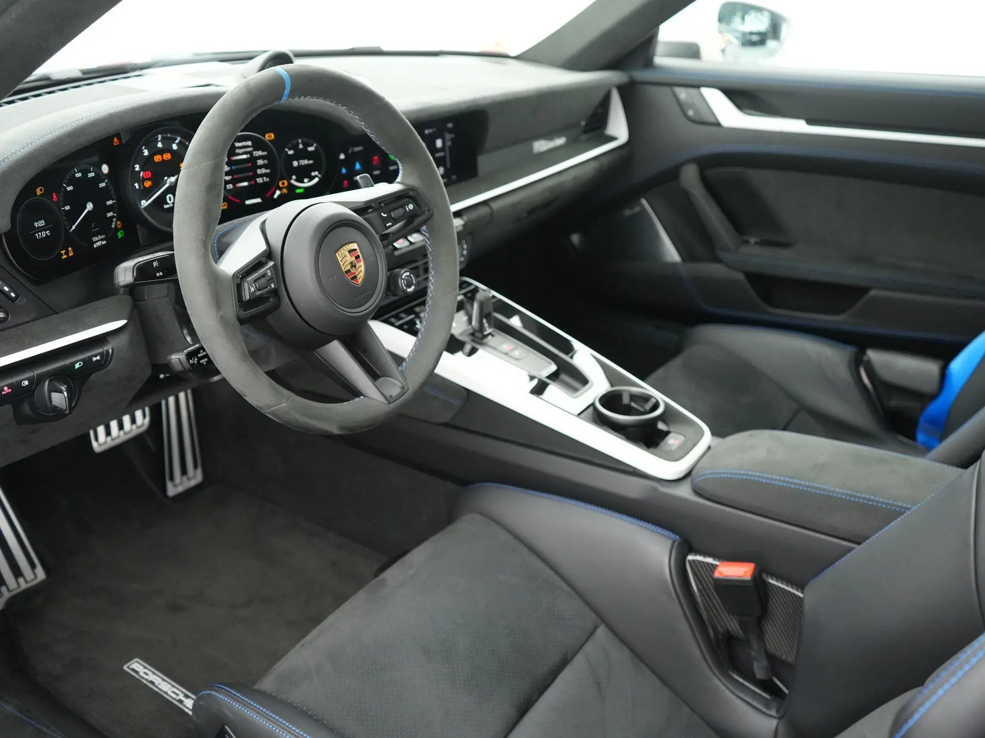 911 Dakar