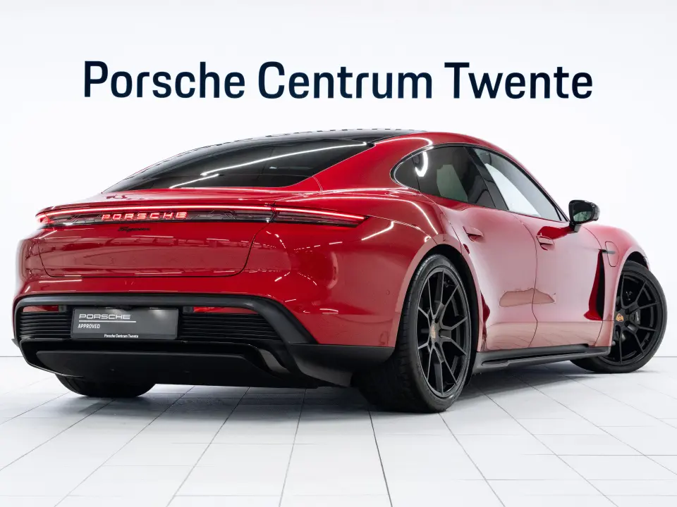 Porsche Taycan Black Edition