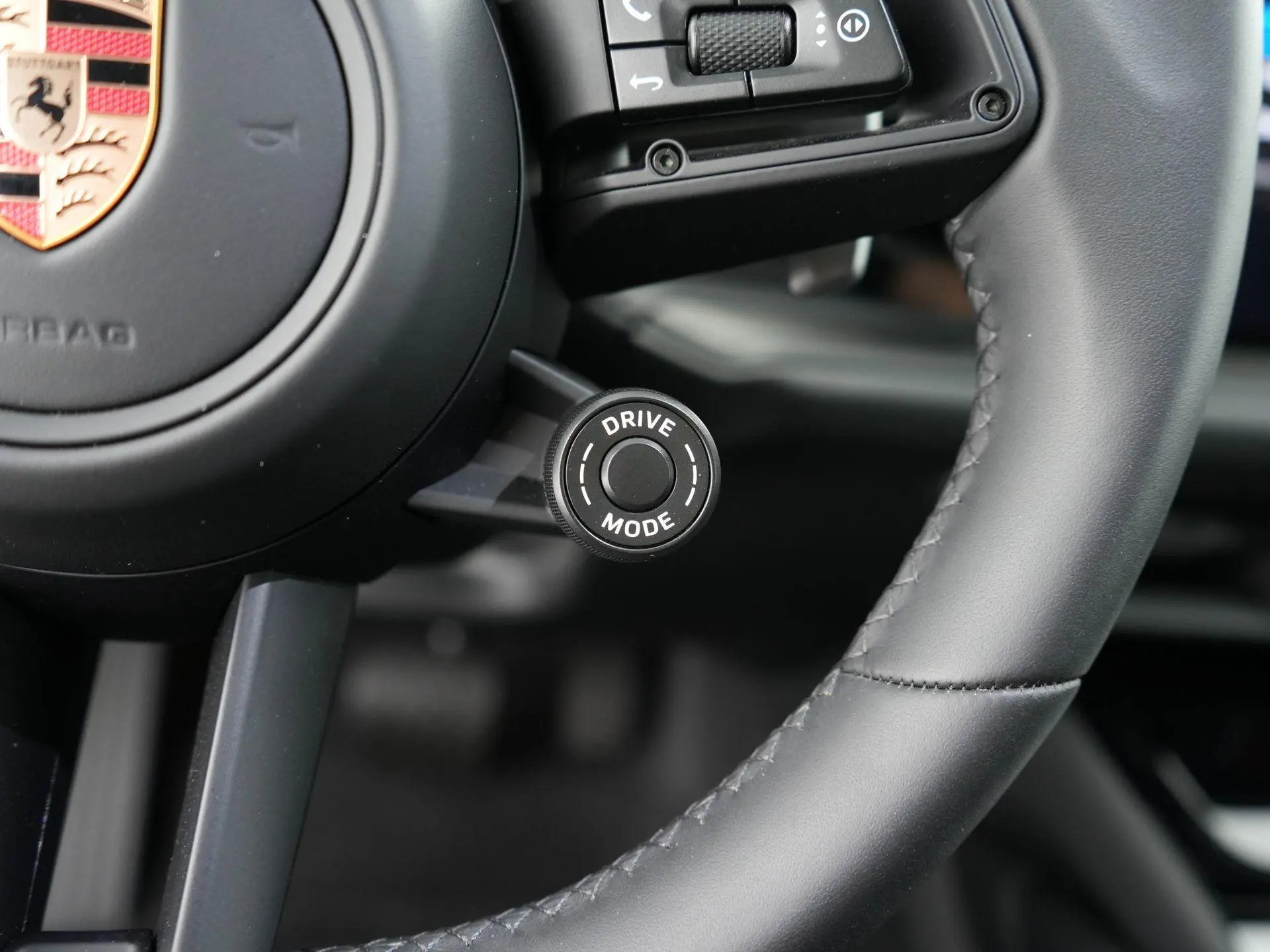 Cayenne 3.0 E-Hybrid Black Edition