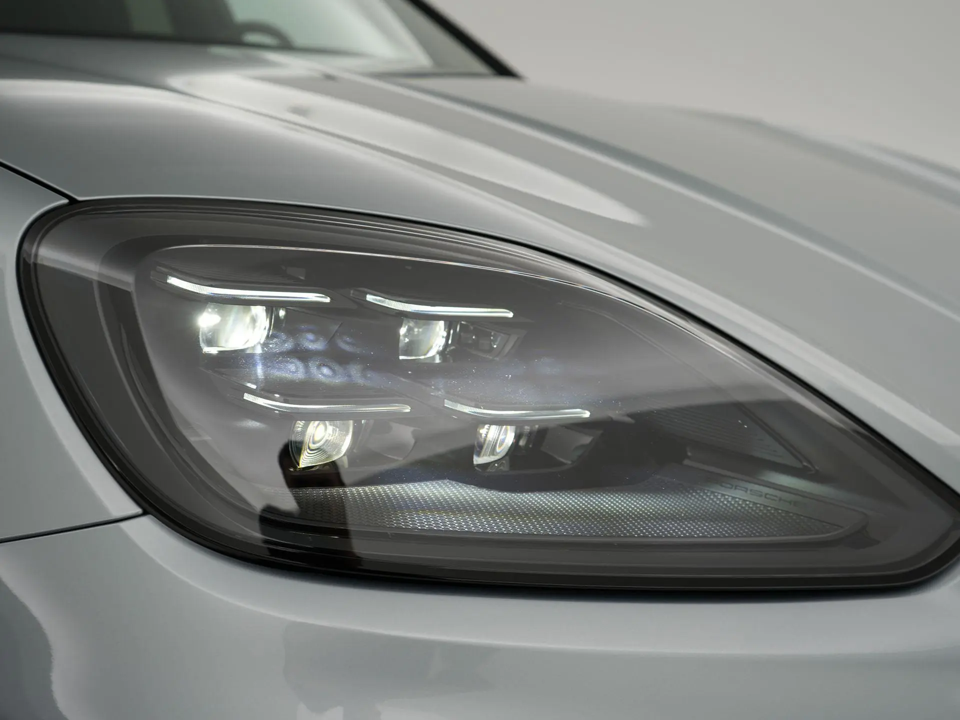 Cayenne 3.0 E-Hybrid Black Edition