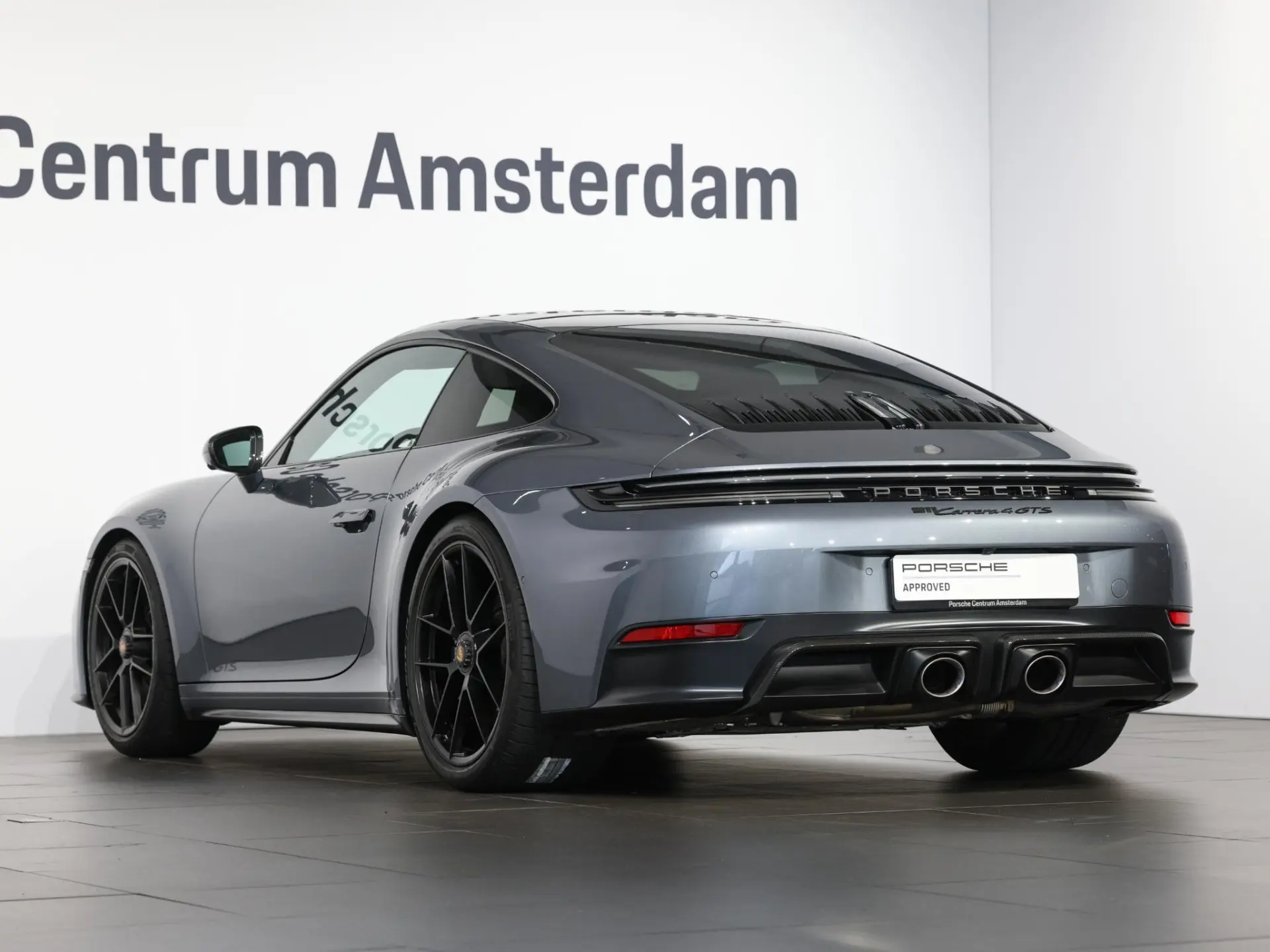911 Carrera 4 GTS