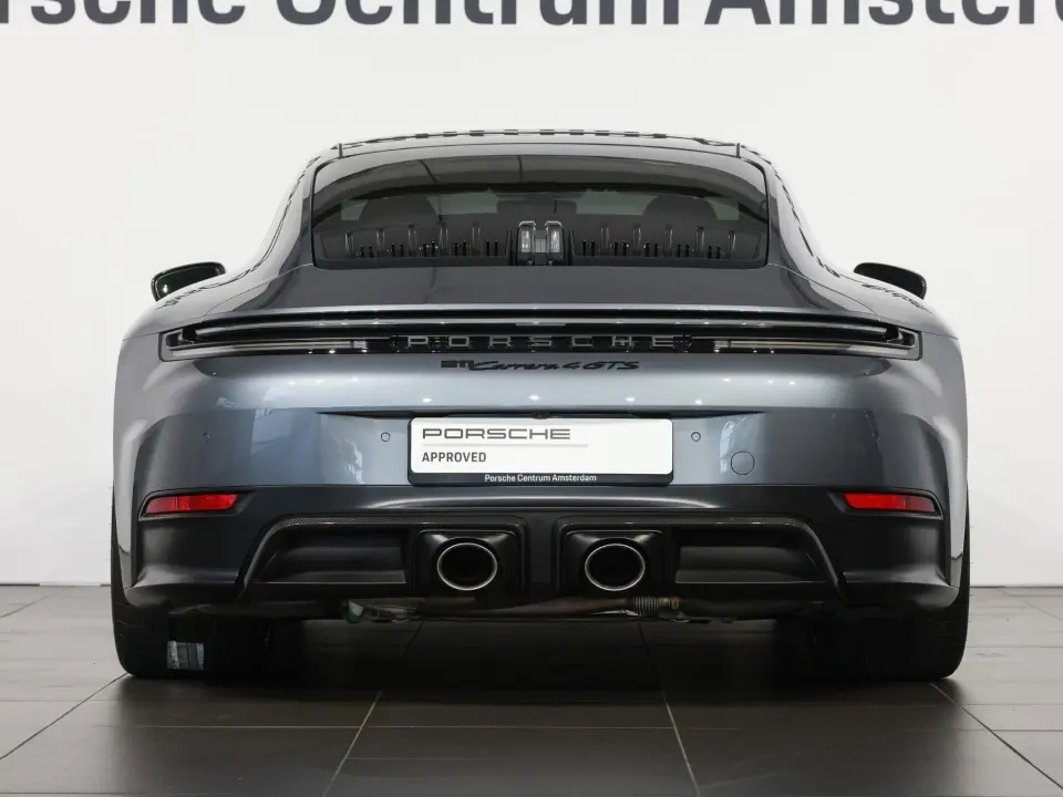 911 Carrera 4 GTS