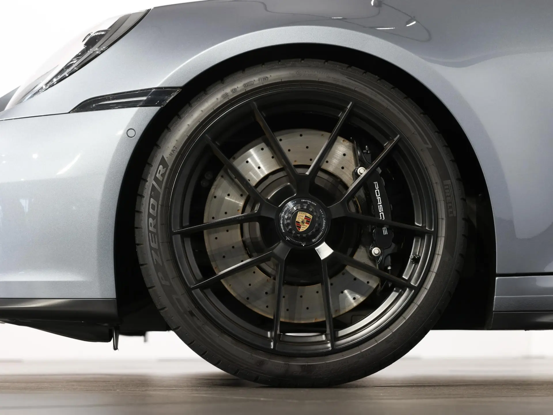 911 Carrera 4 GTS