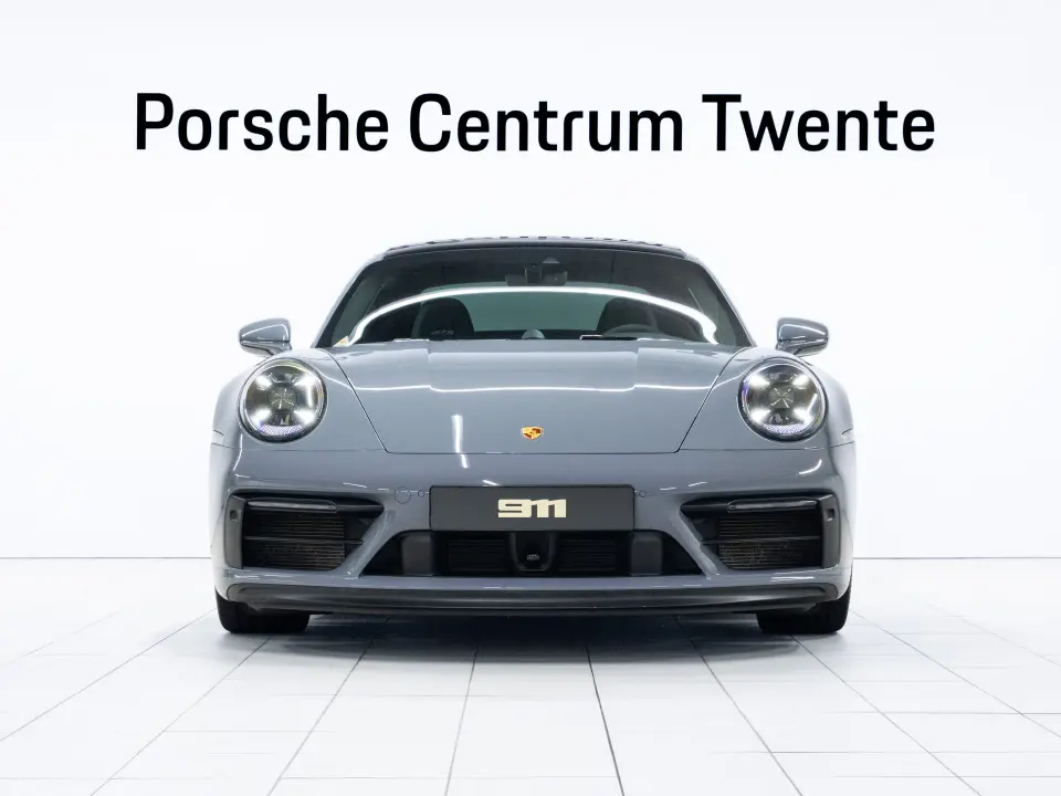 Porsche 911 Carrera GTS
