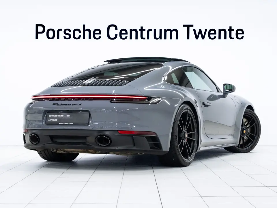Porsche 911 Carrera GTS