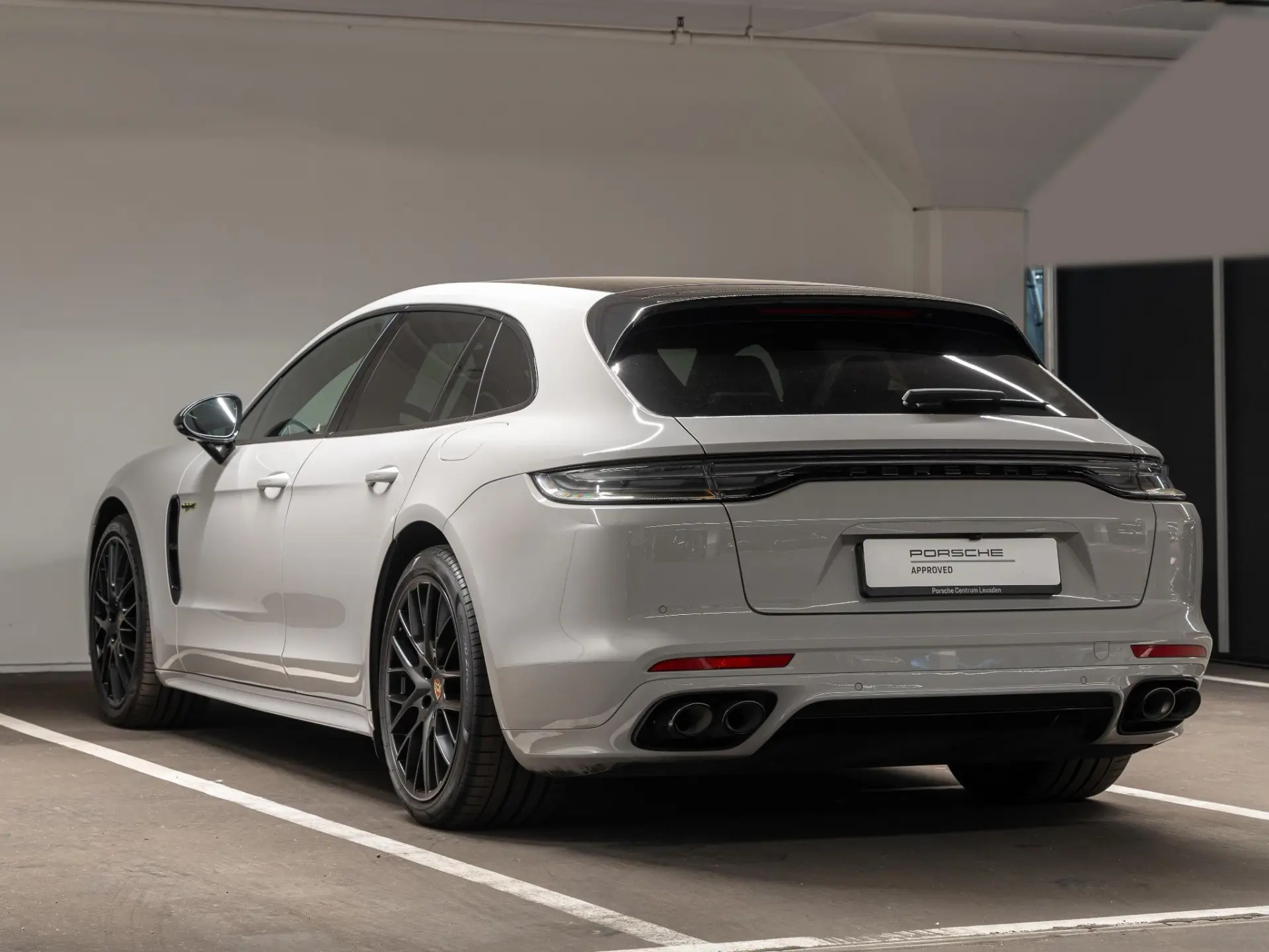 Panamera Sport Turismo 4 E-Hybrid
