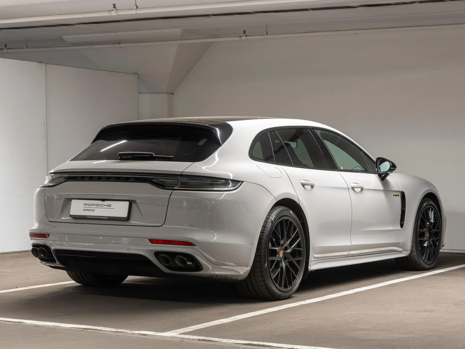 Panamera Sport Turismo 4 E-Hybrid