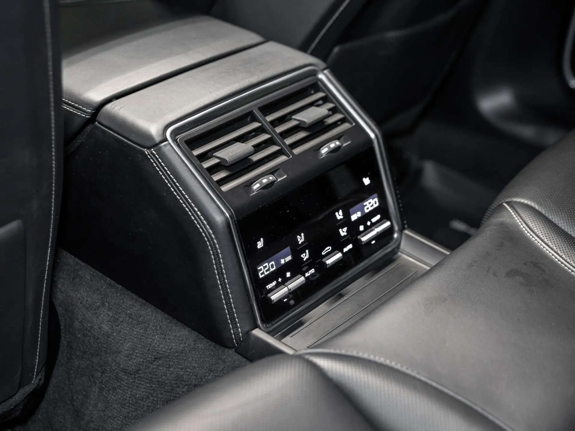 Panamera Sport Turismo 4 E-Hybrid