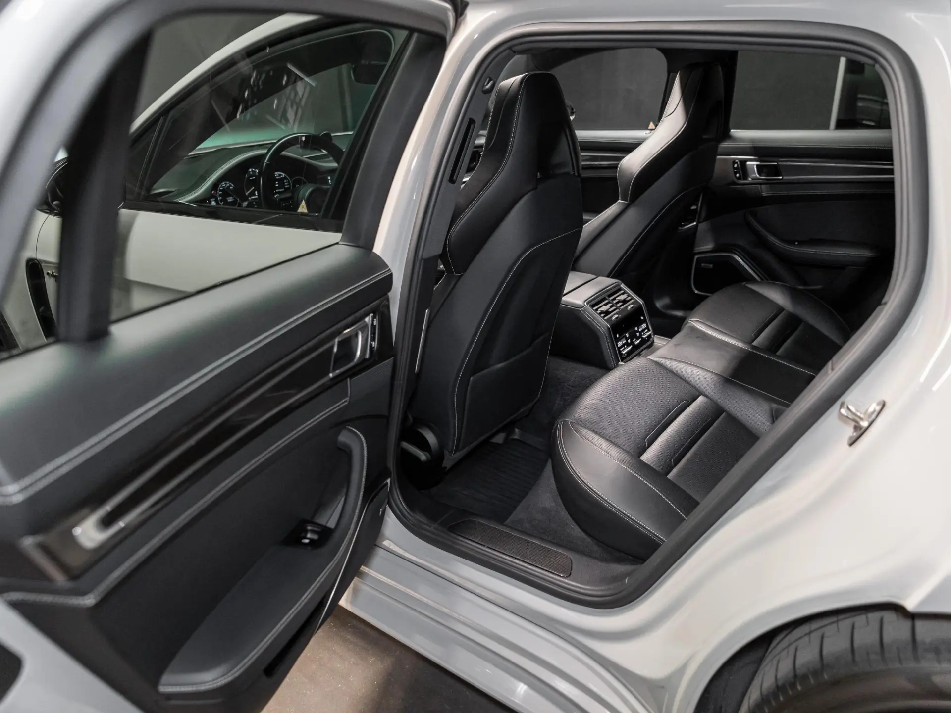 Panamera Sport Turismo 4 E-Hybrid