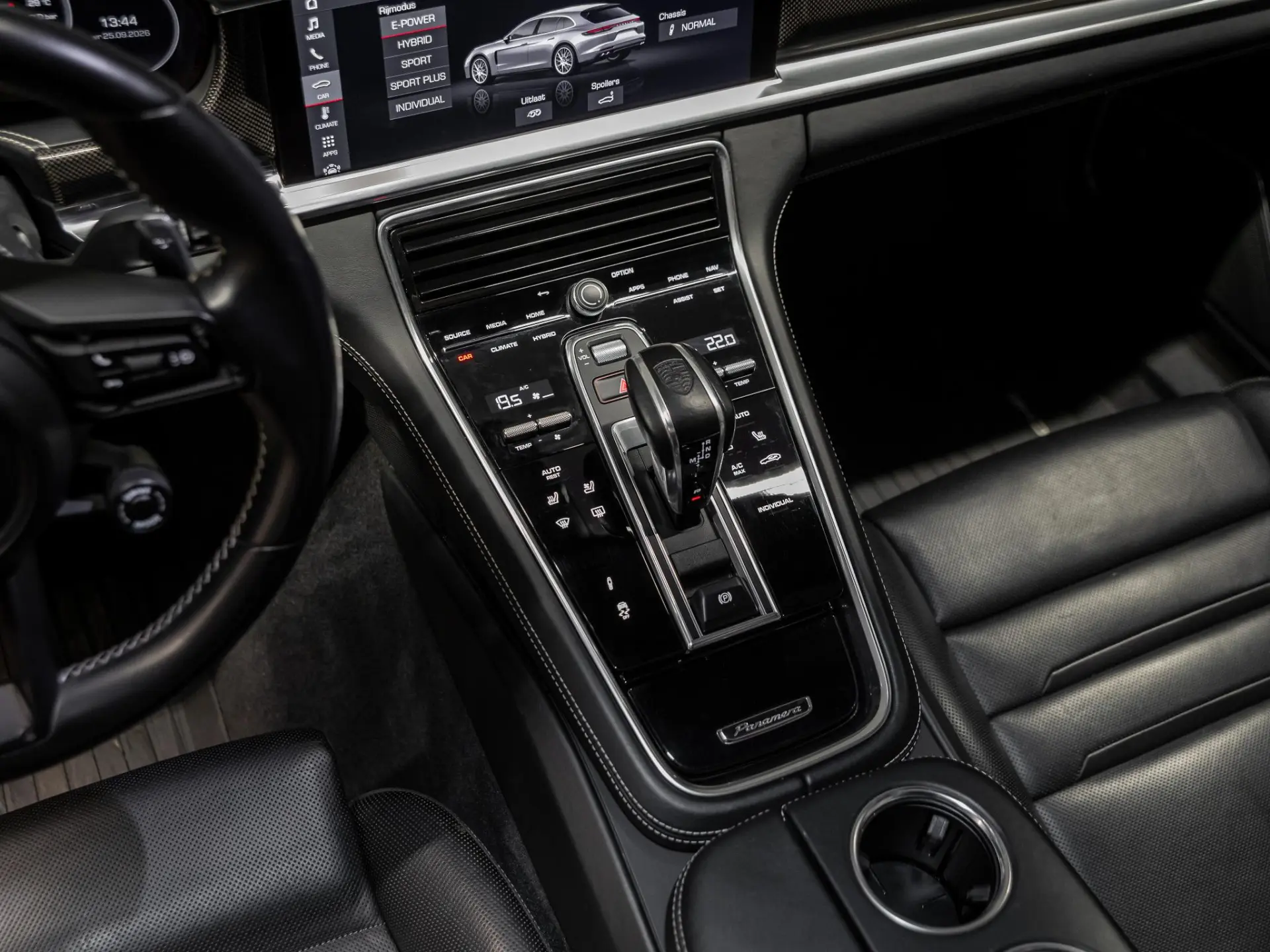 Panamera Sport Turismo 4 E-Hybrid
