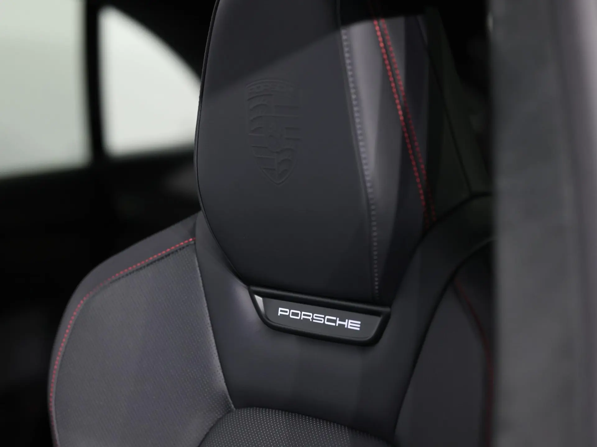 Macan GTS