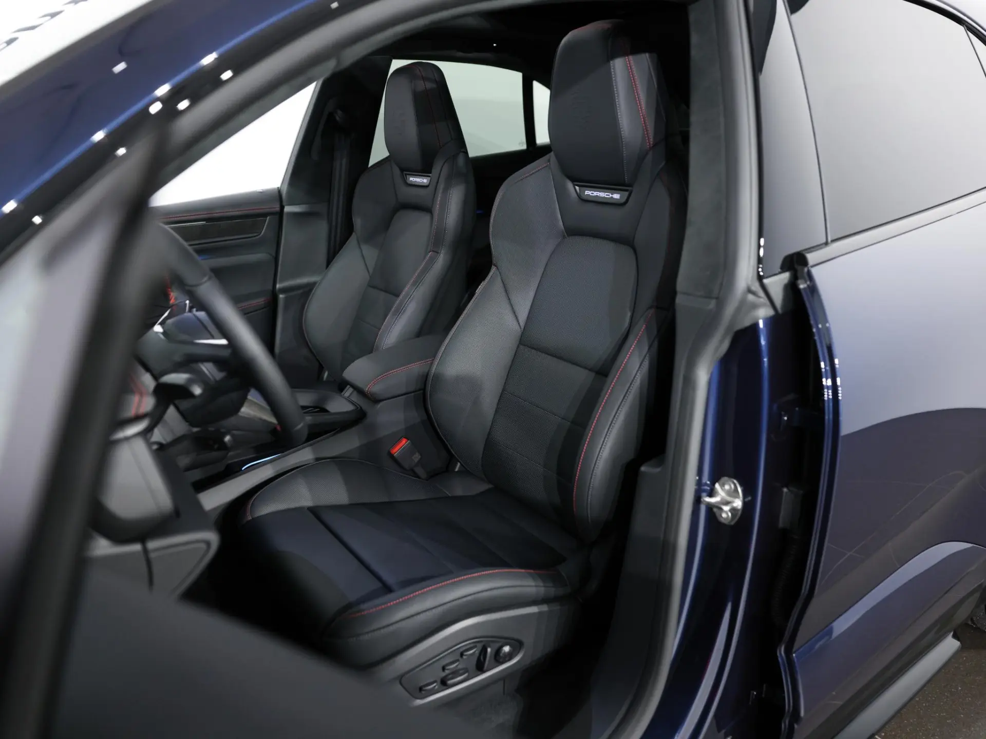 Macan GTS