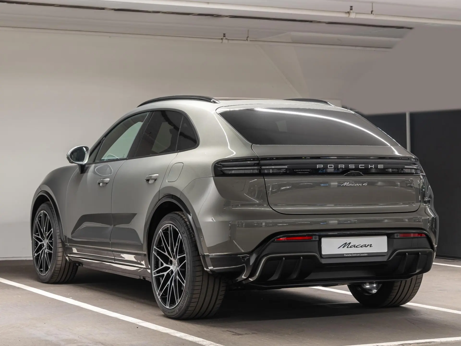 Macan 4 100 kWh