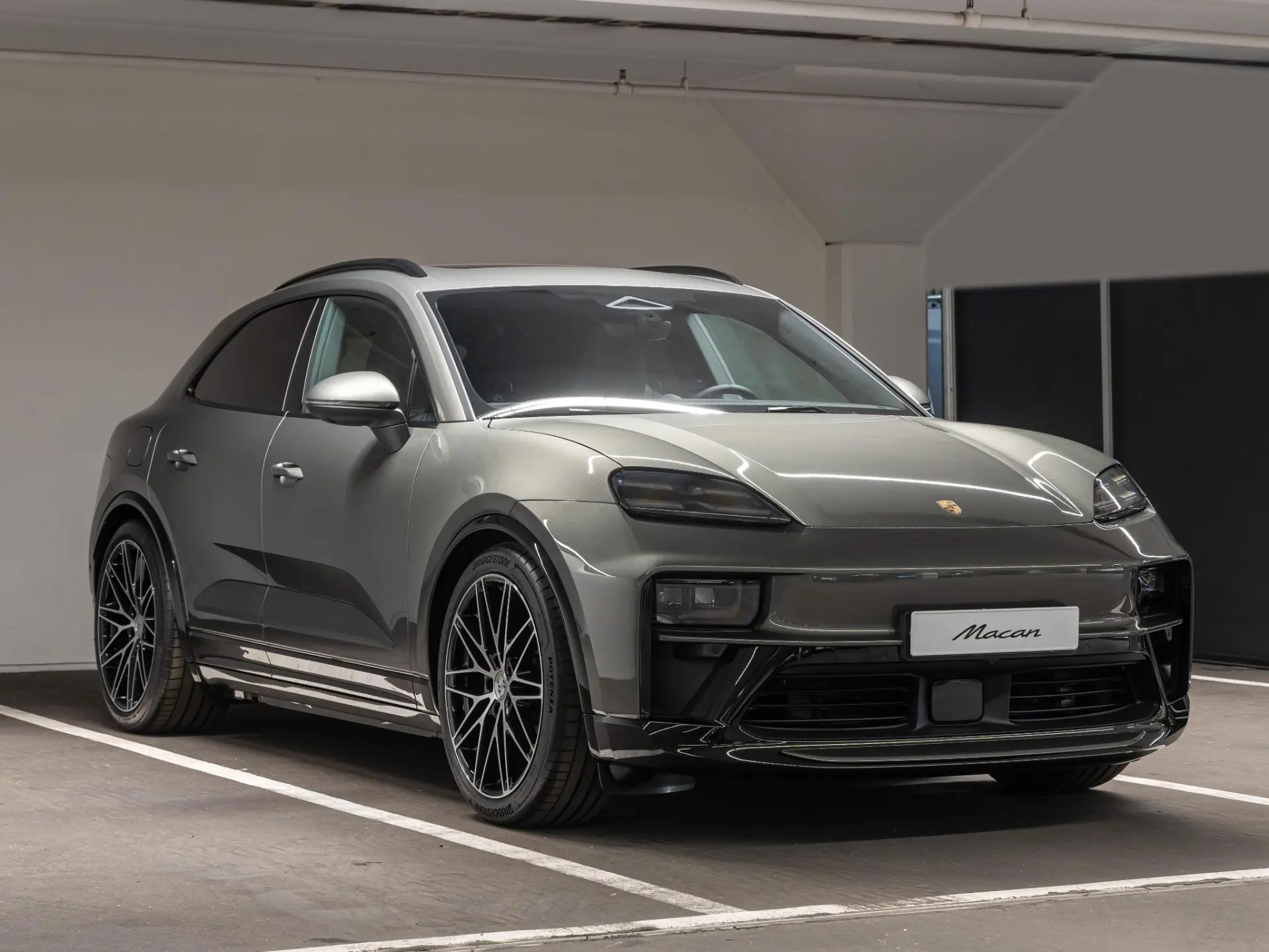 Macan 4 100 kWh