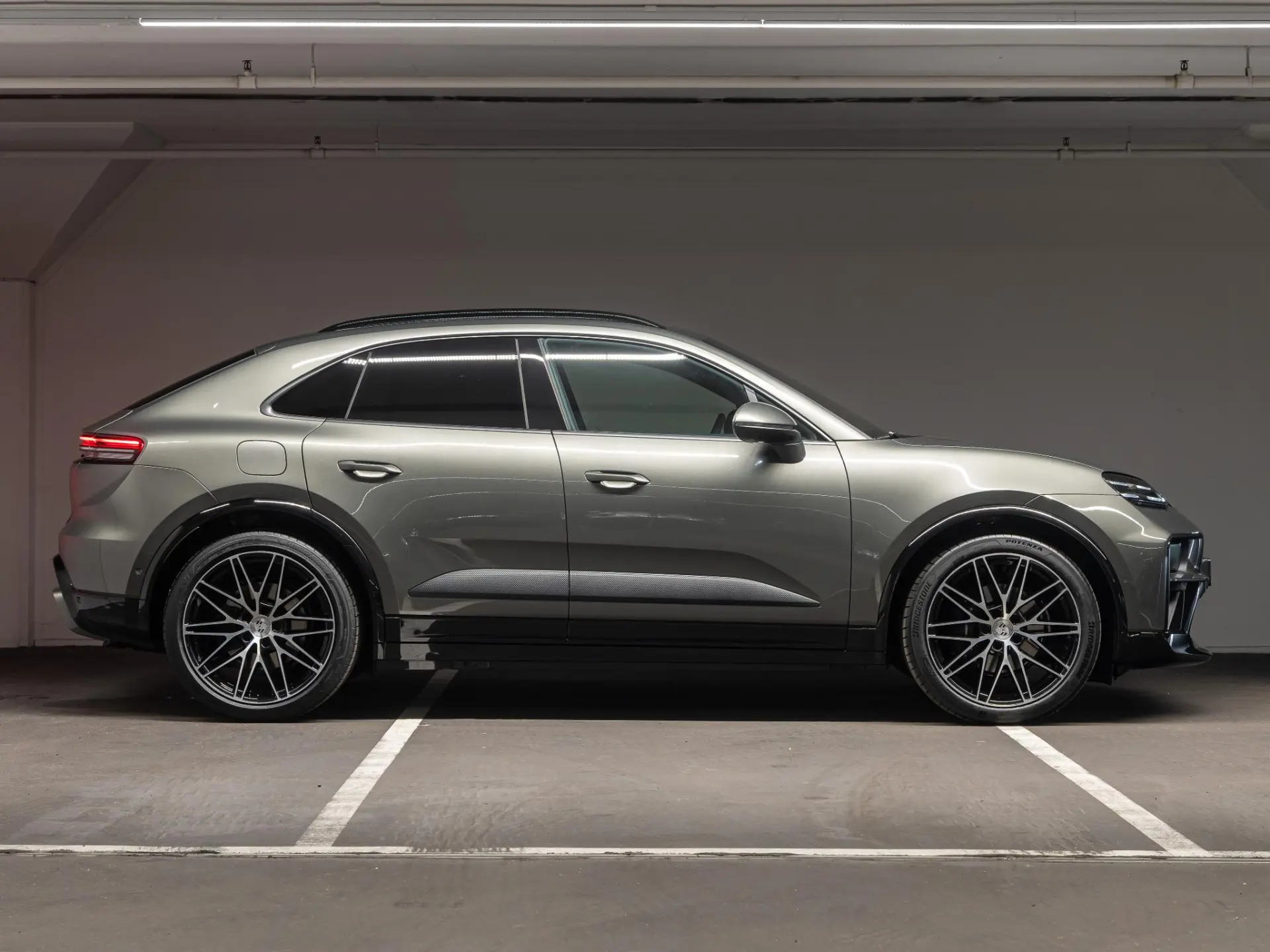 Macan 4 100 kWh
