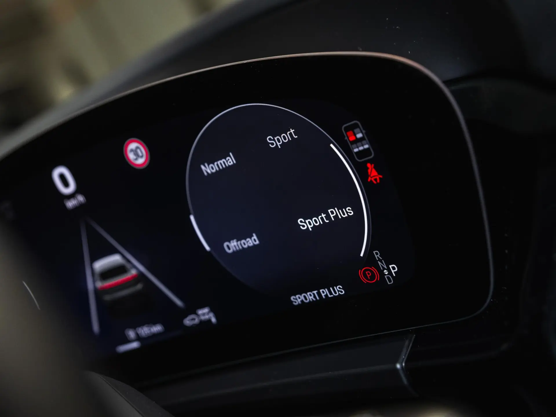 Macan 4 100 kWh