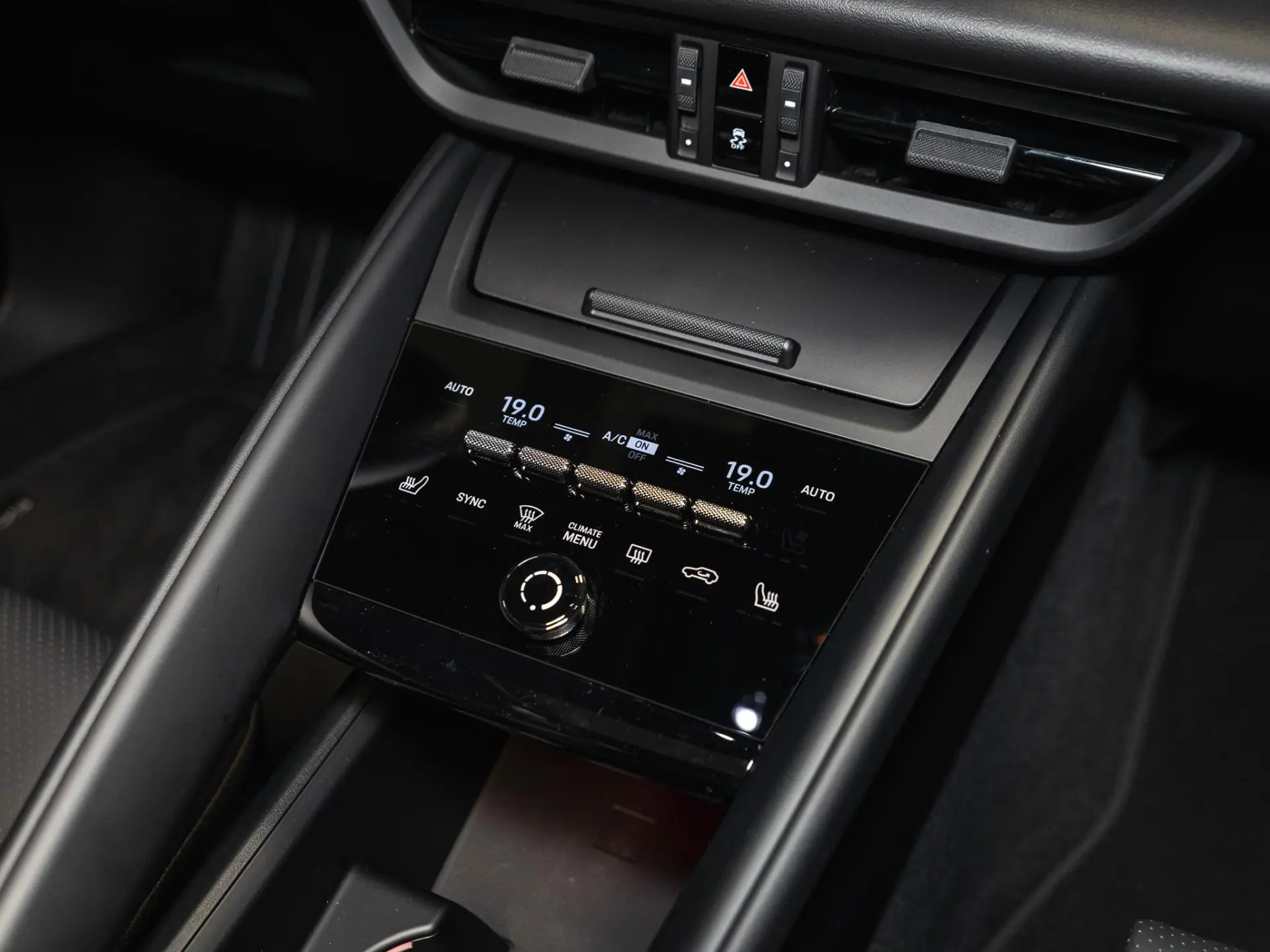 Macan 4 100 kWh