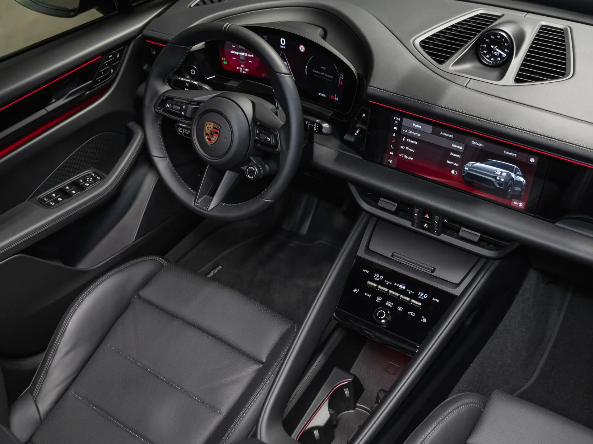 Macan 4 100 kWh
