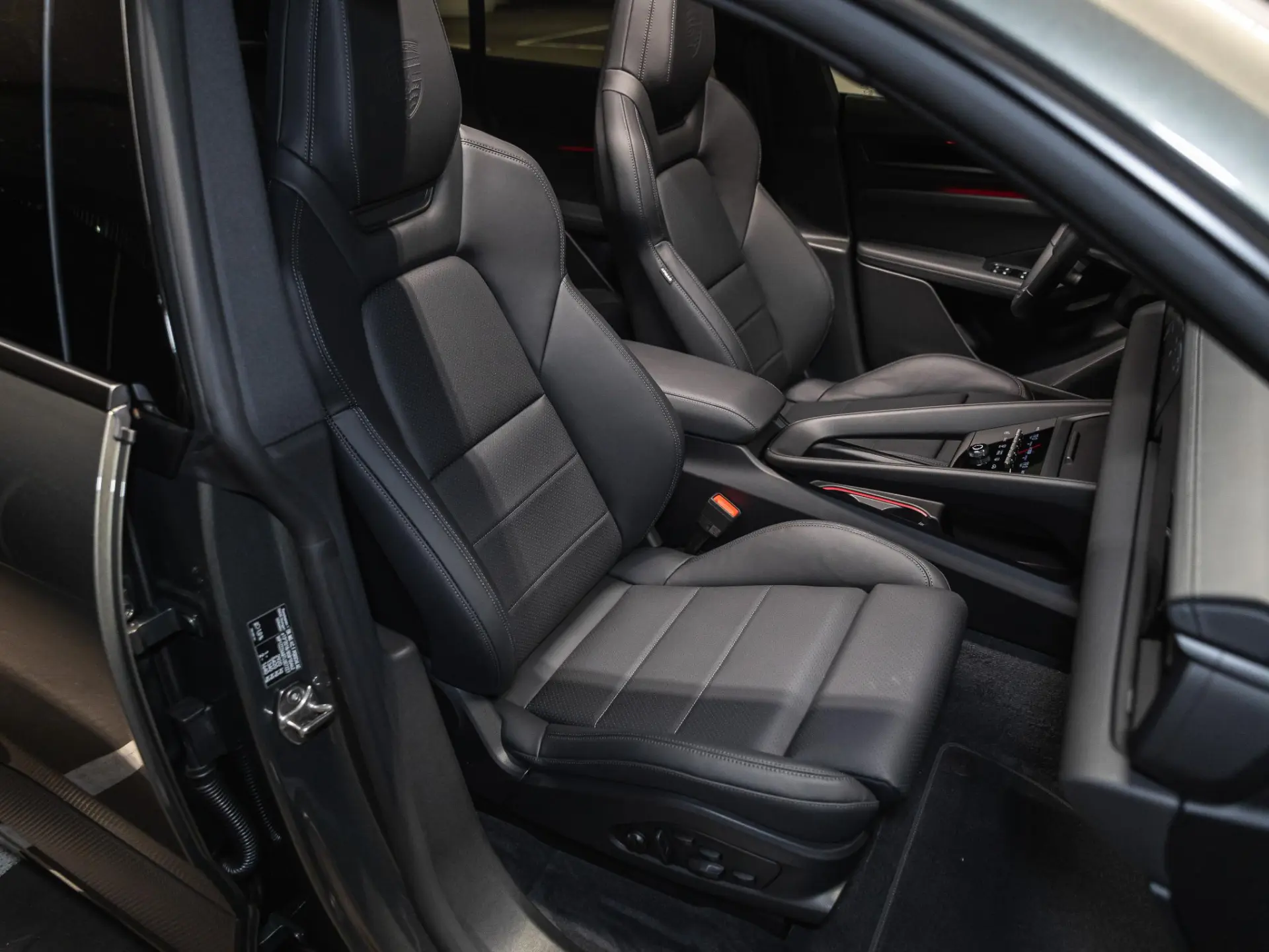 Macan 4 100 kWh