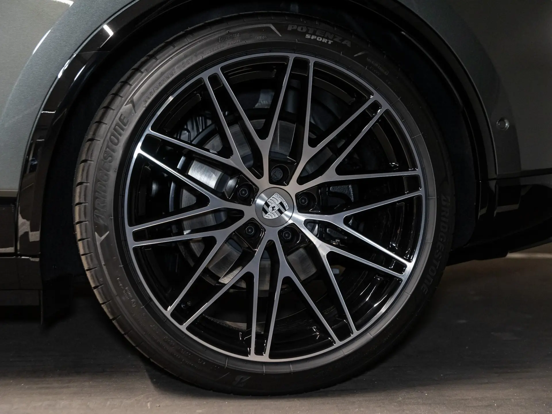 Macan 4 100 kWh