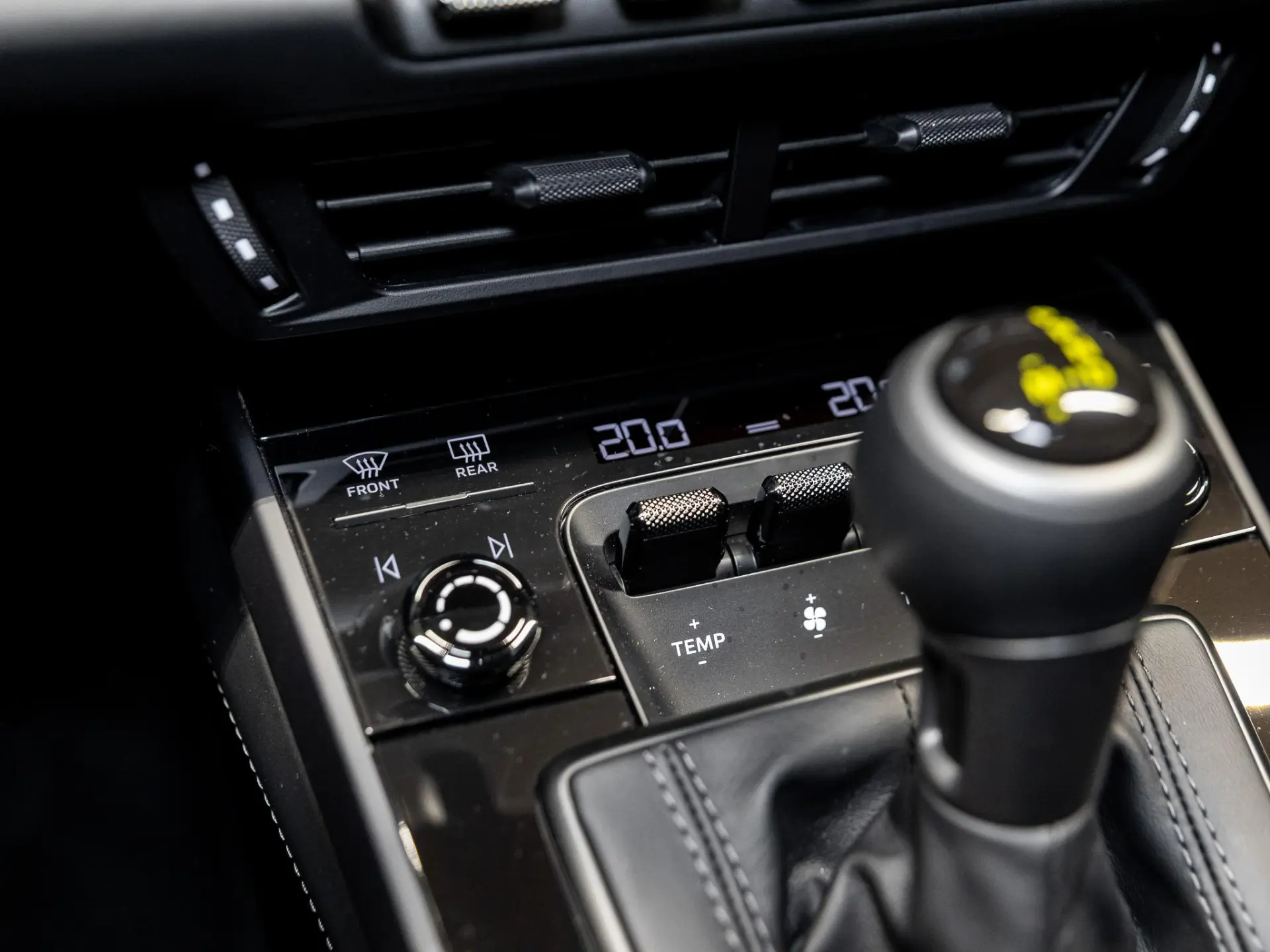 911 4.0 GT3 Touring