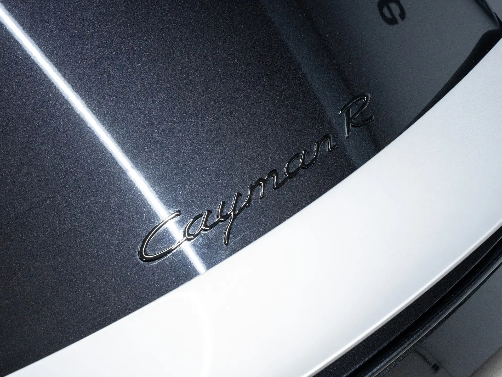 Cayman R