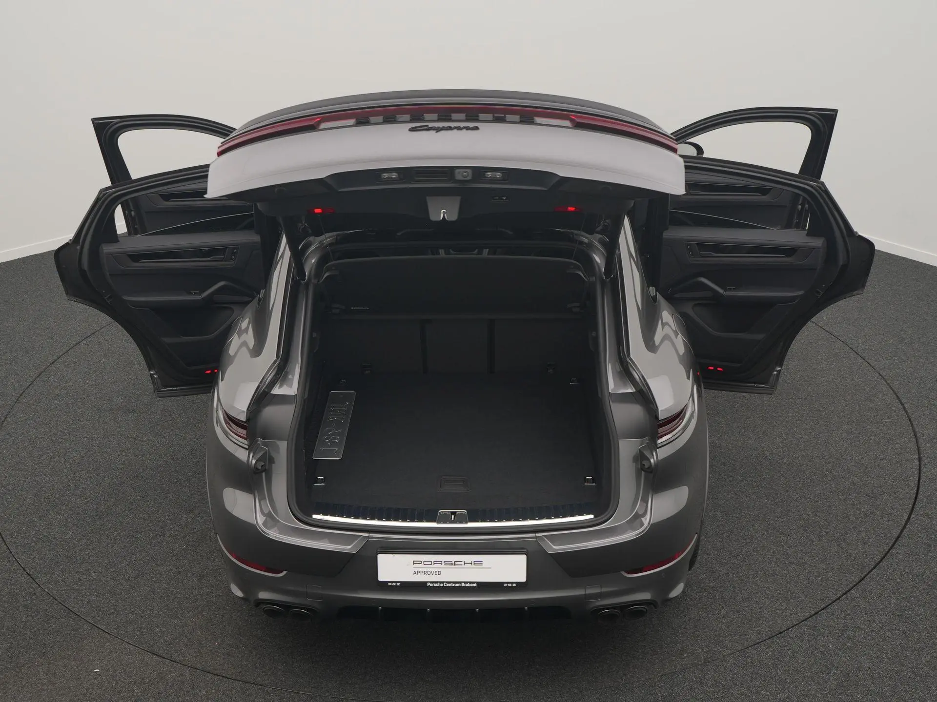 Cayenne Coupé E-Hybrid Black Edition