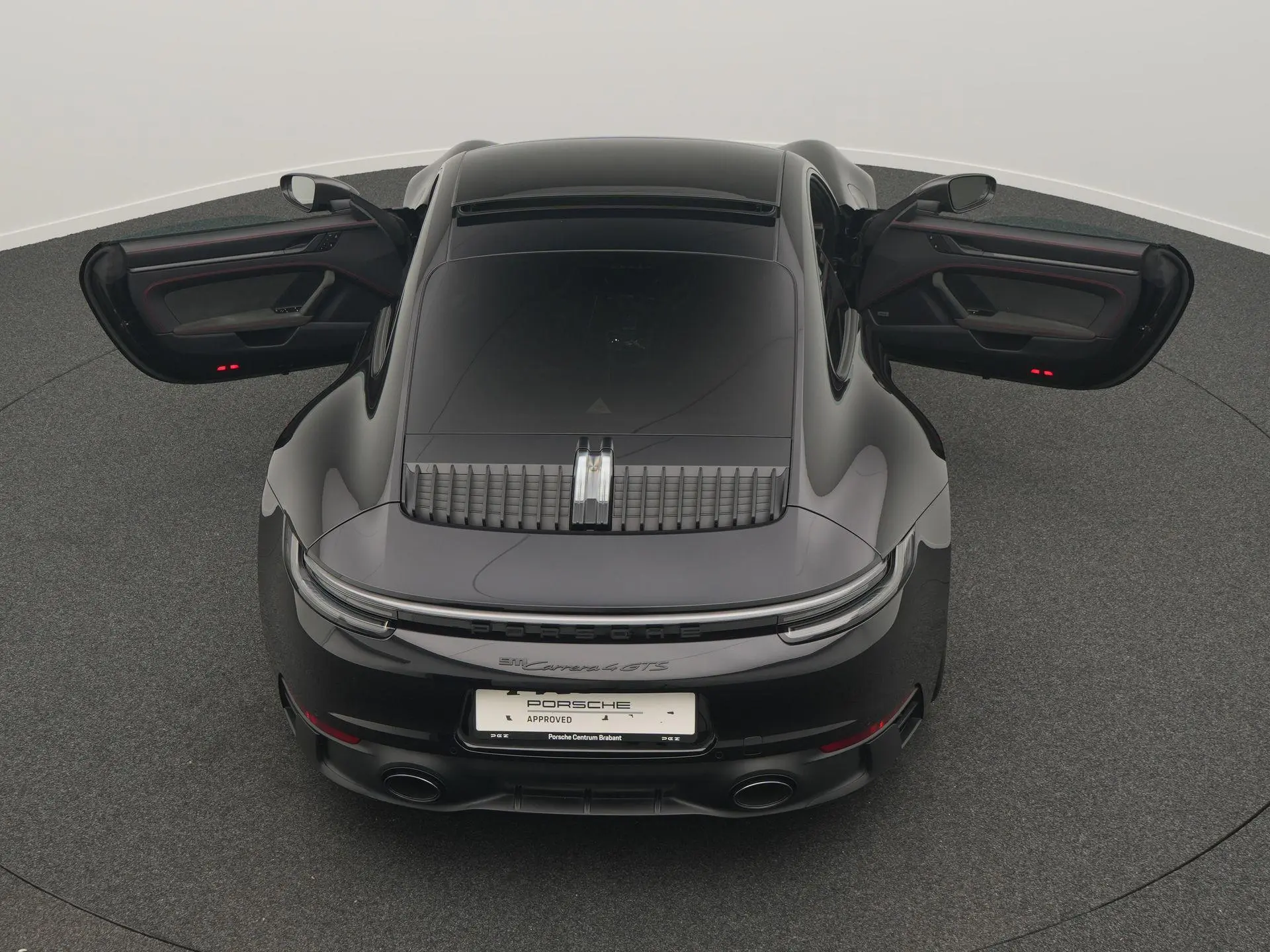 911 Carrera 4 GTS