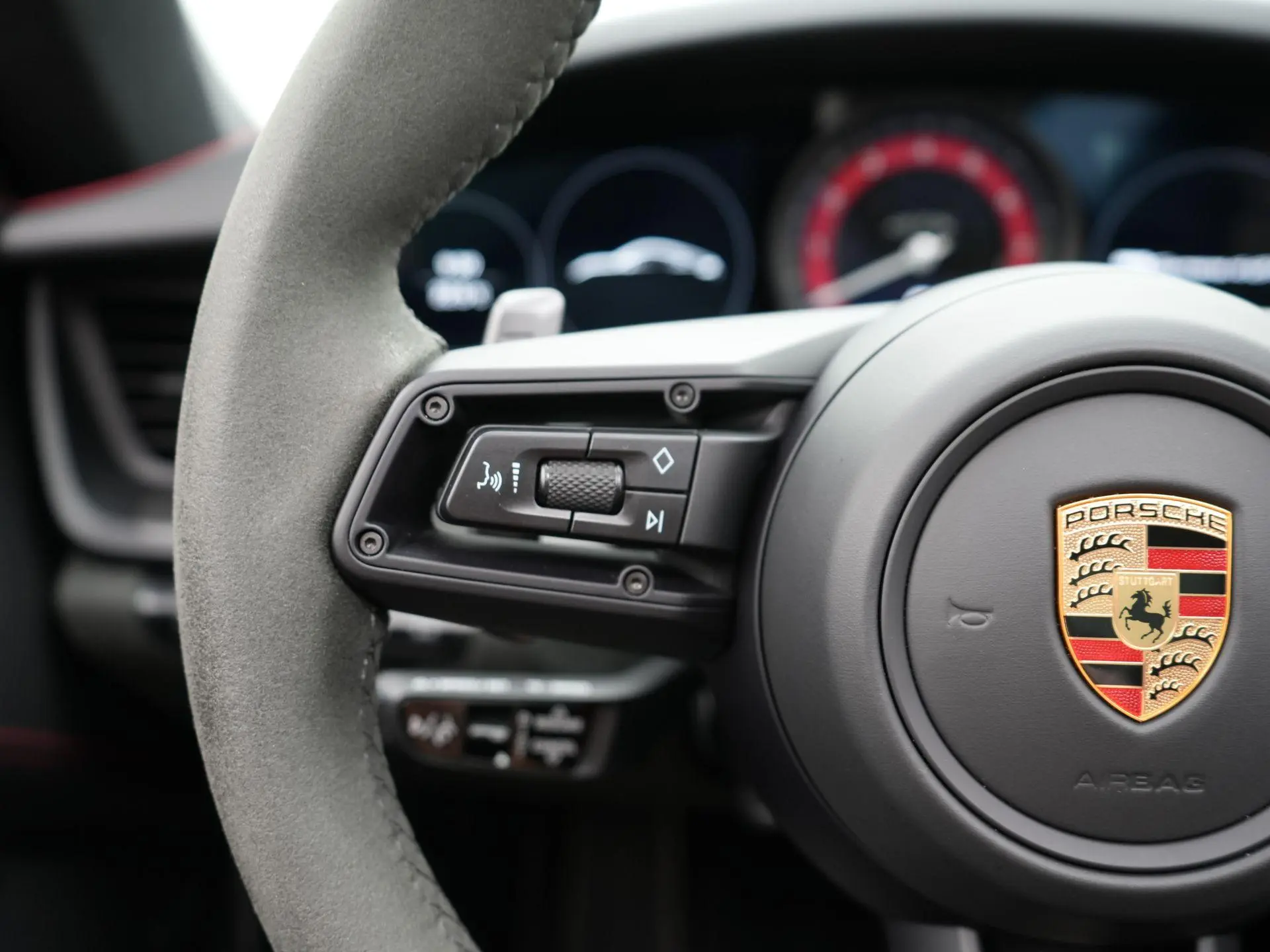 911 Carrera 4 GTS