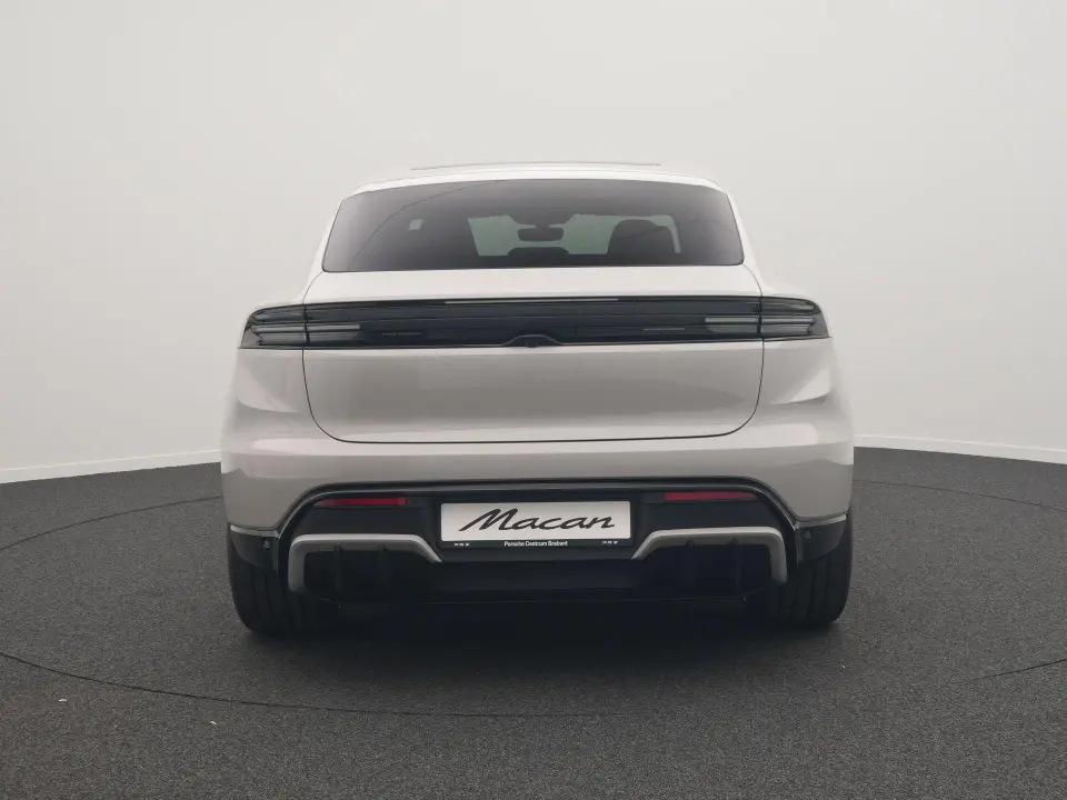 Macan 4