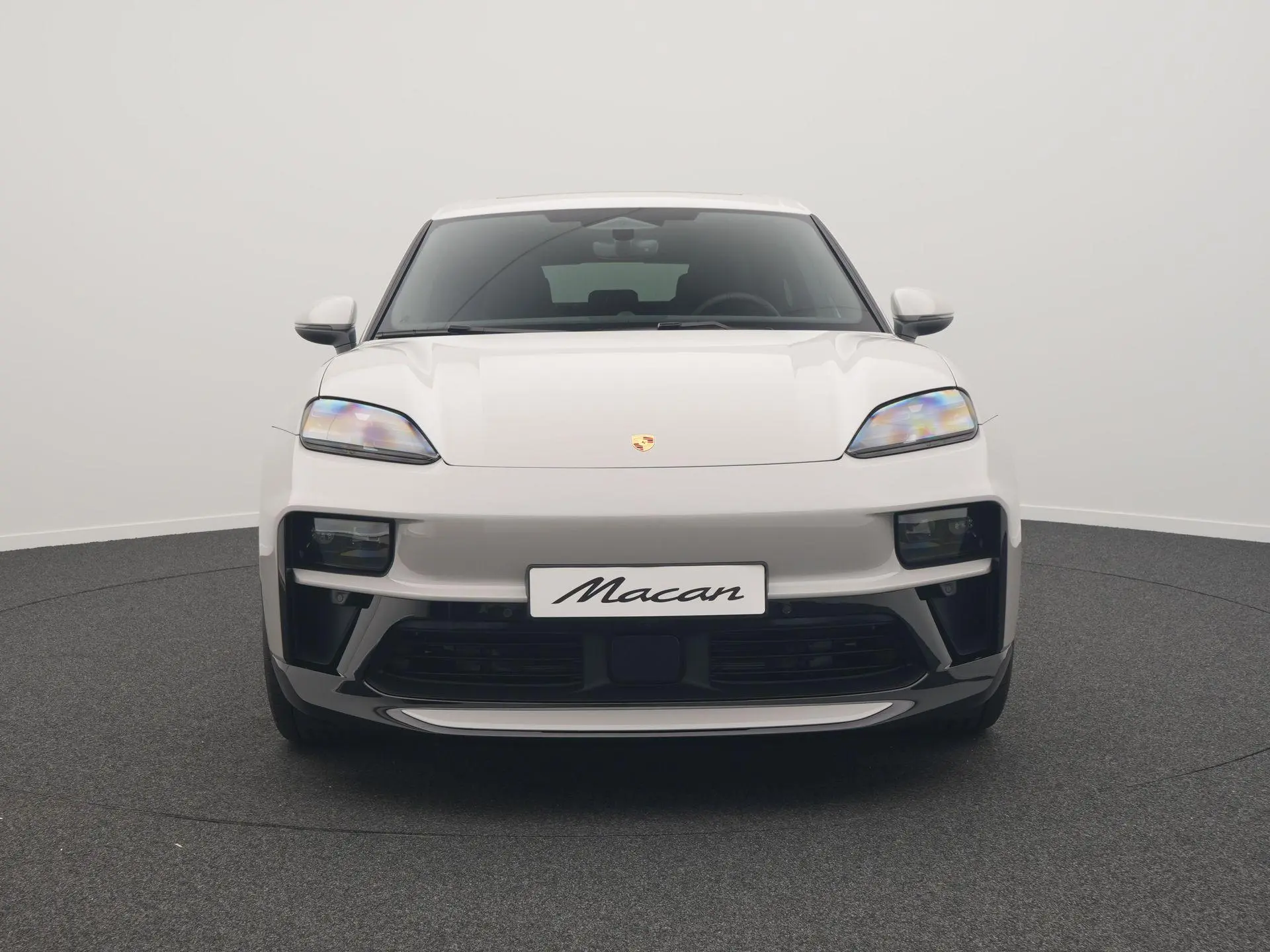 Macan 4