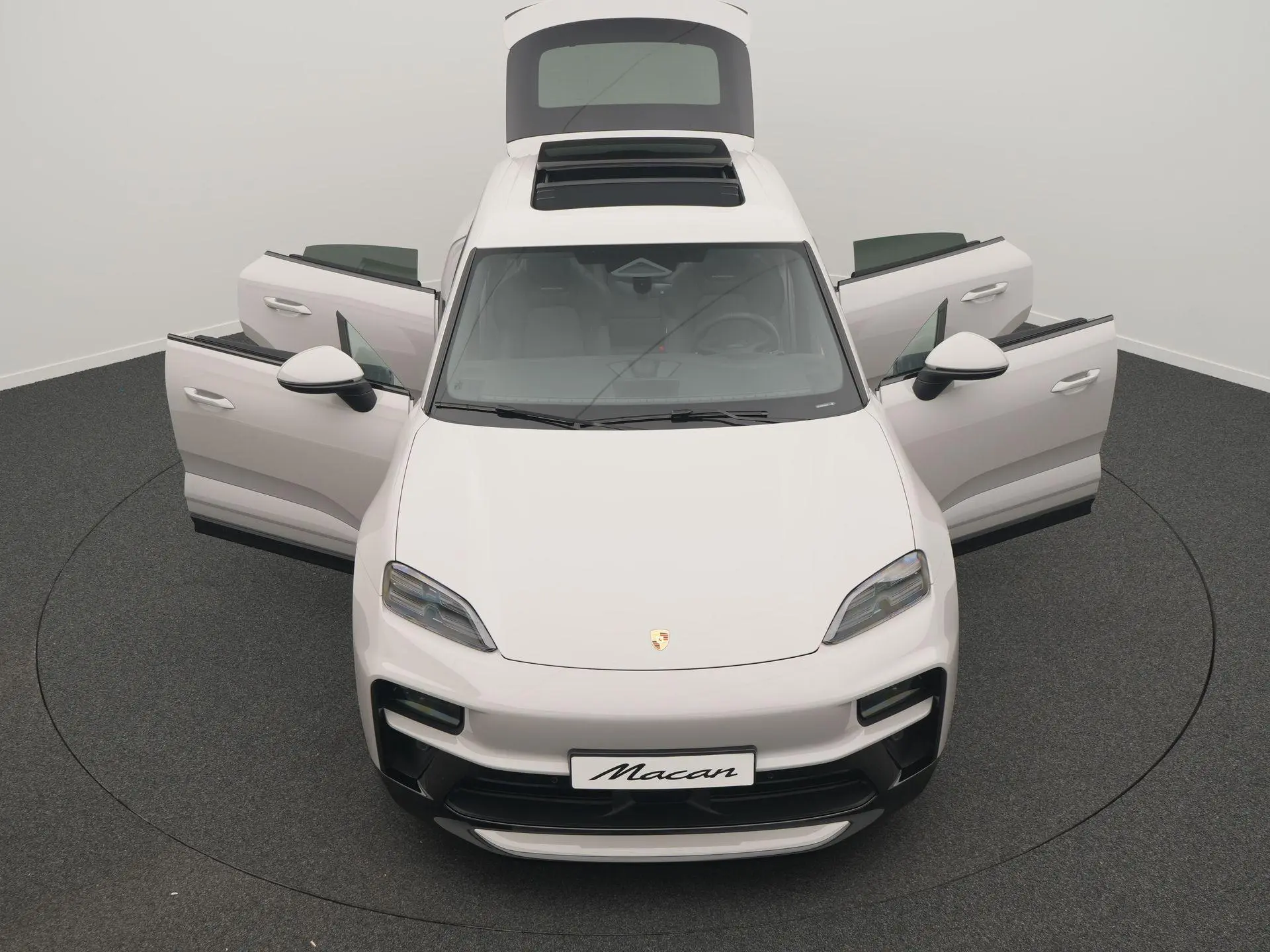 Macan 4