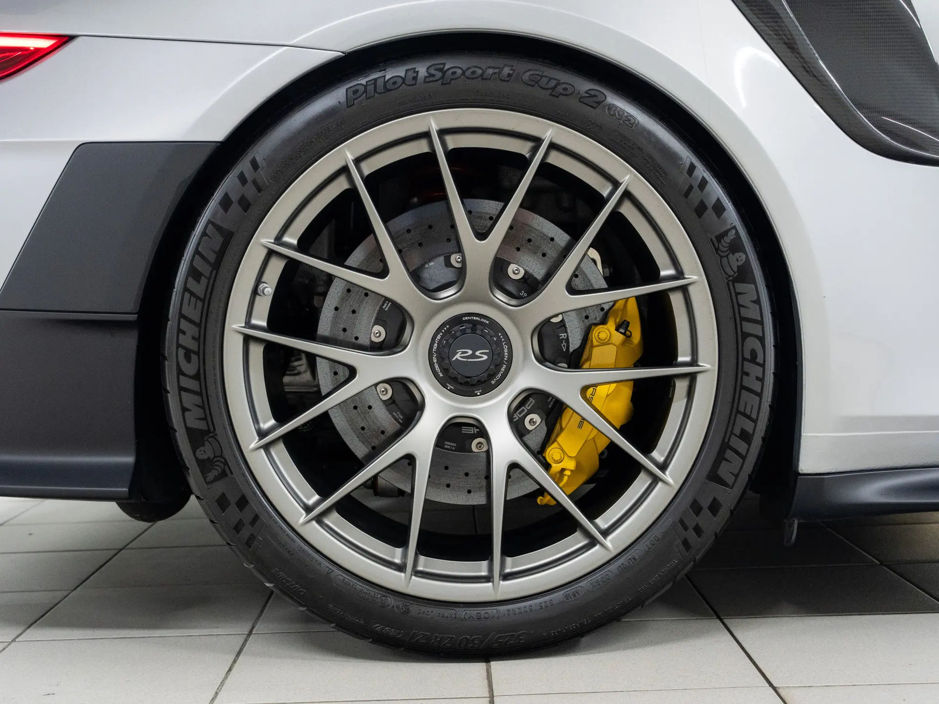 911 GT2 RS