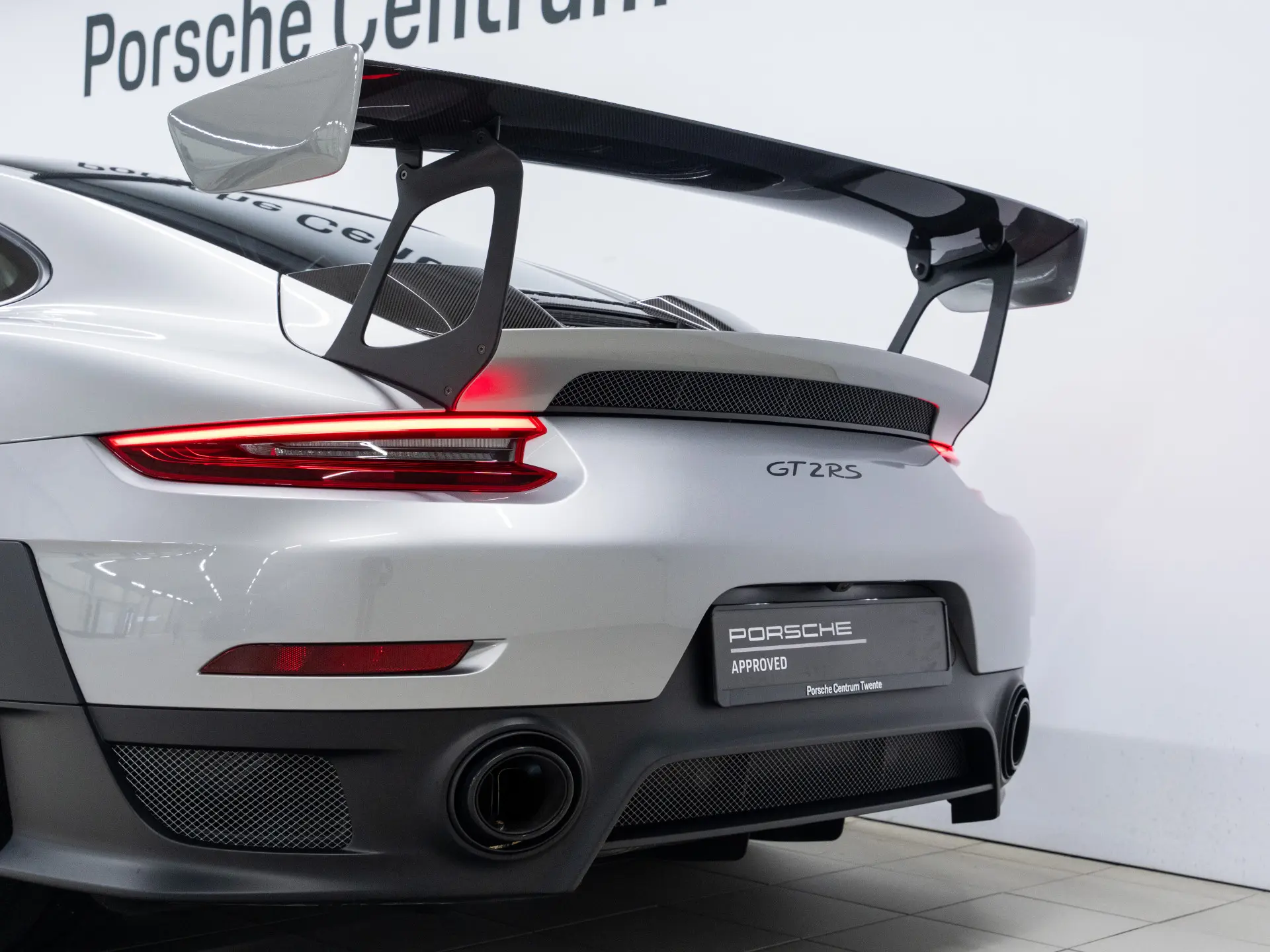 911 GT2 RS