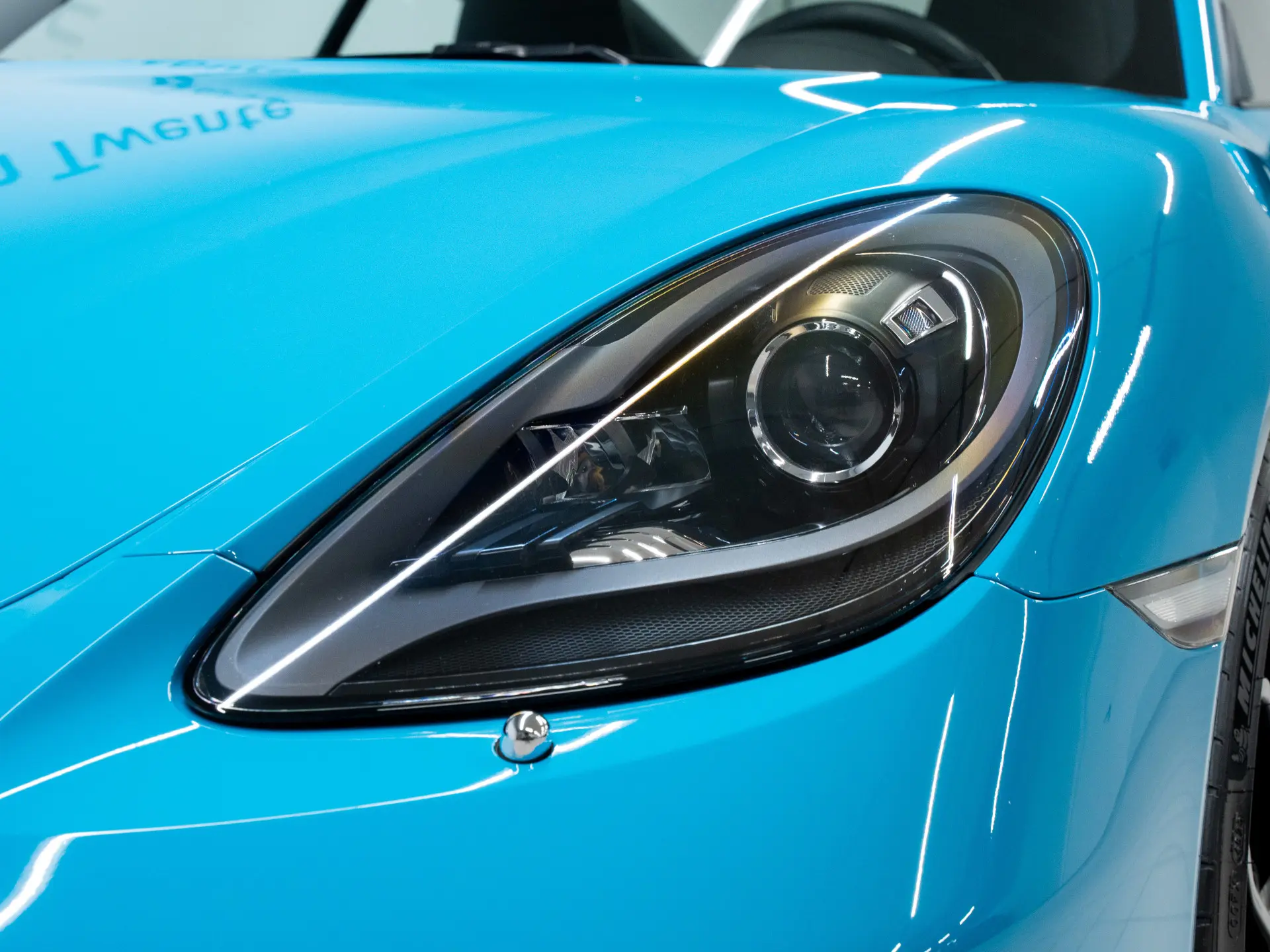 718 Cayman 