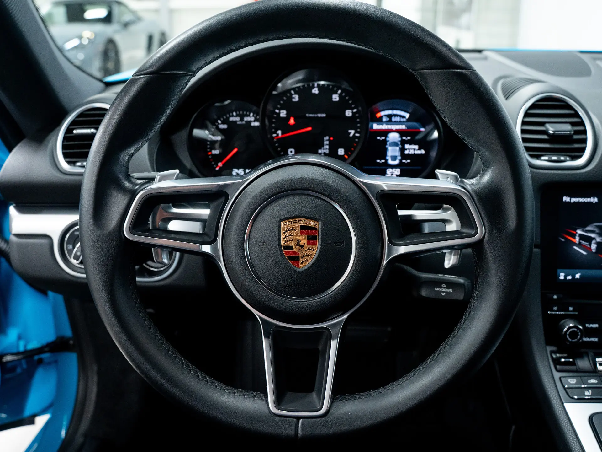 718 Cayman 