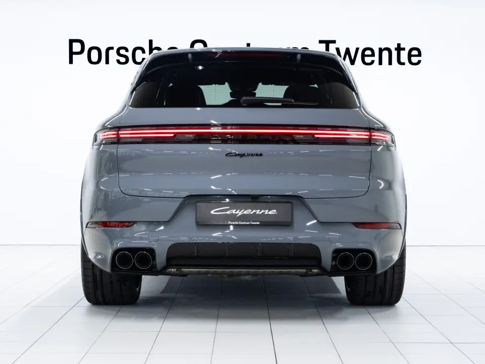 Porsche Cayenne E-Hybrid Black Edition