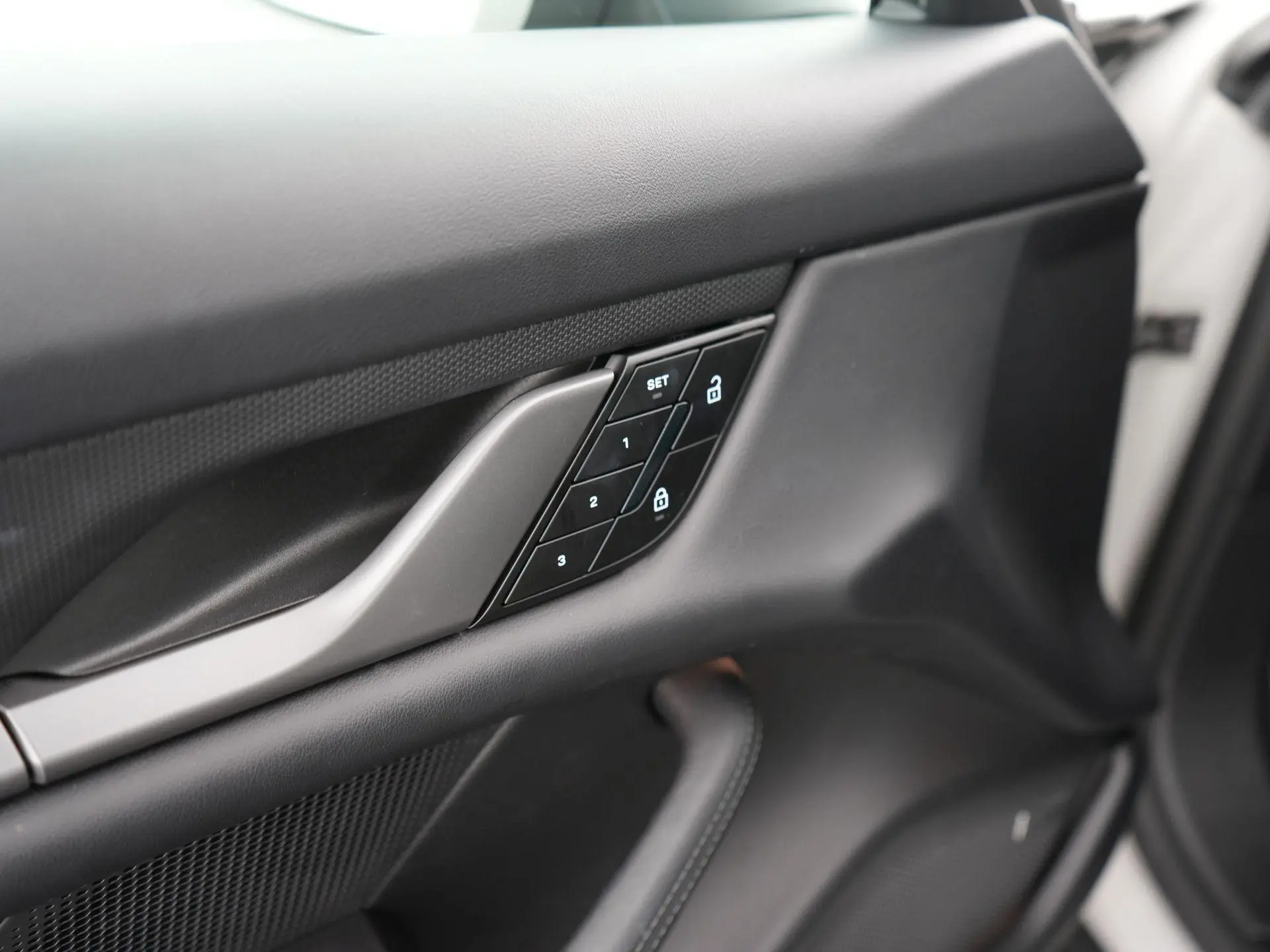 Taycan Sport Turismo 105 kWh